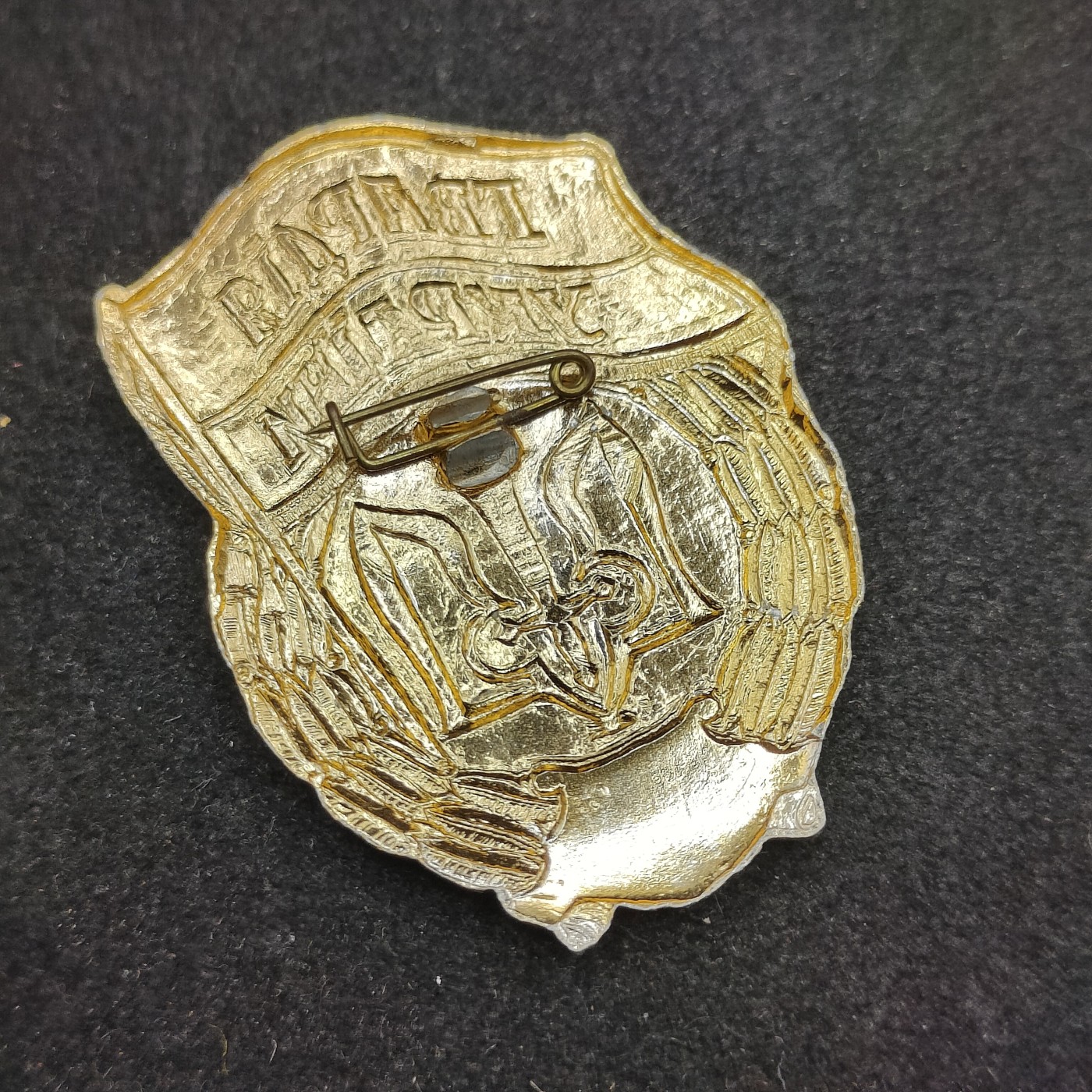 全场0元起拍 第117期 咸鱼国勋章拍卖专场 12月17日（周日）下午6：00开始  稀少 乌克兰 早期 苏联模式 近卫军证章