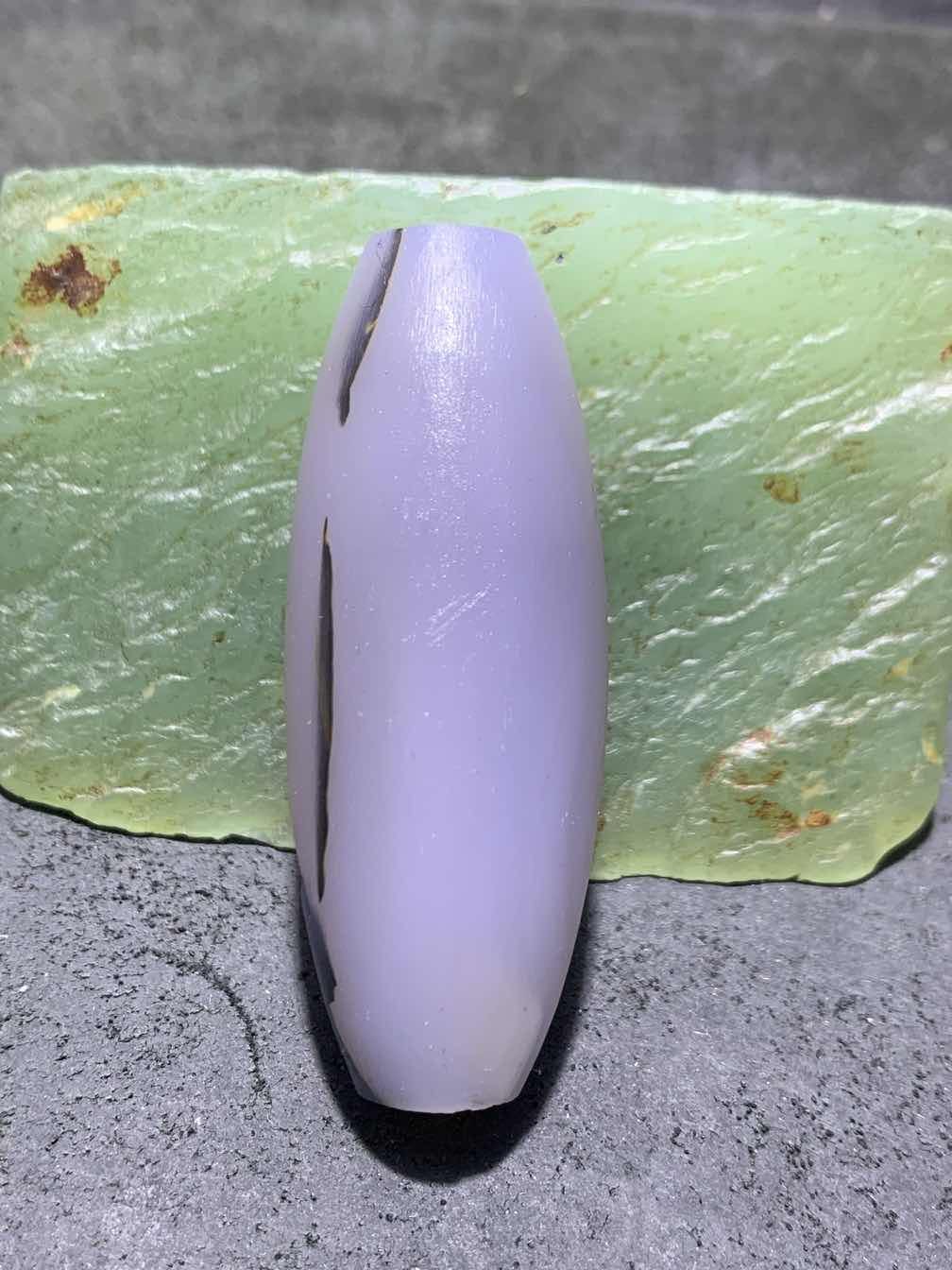 精美亚光高玉化巴西玛瑙手工俏色巧雕一心向佛大桶珠一个