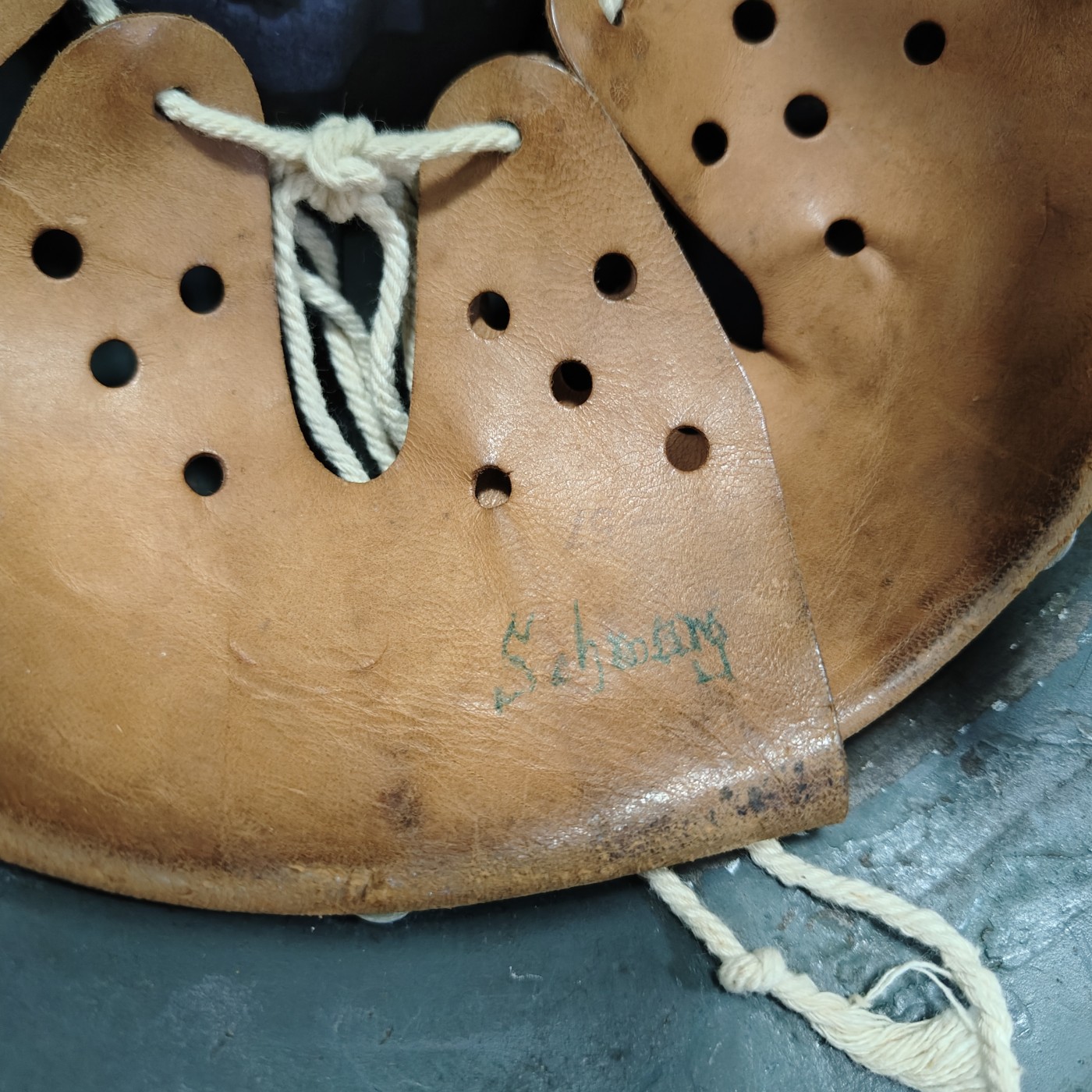 全场0元起拍 第117期 咸鱼国勋章拍卖专场 12月17日（周日）下午6：00开始 稀少ww2外形m53钢盔 西德BGS边防警察57CM