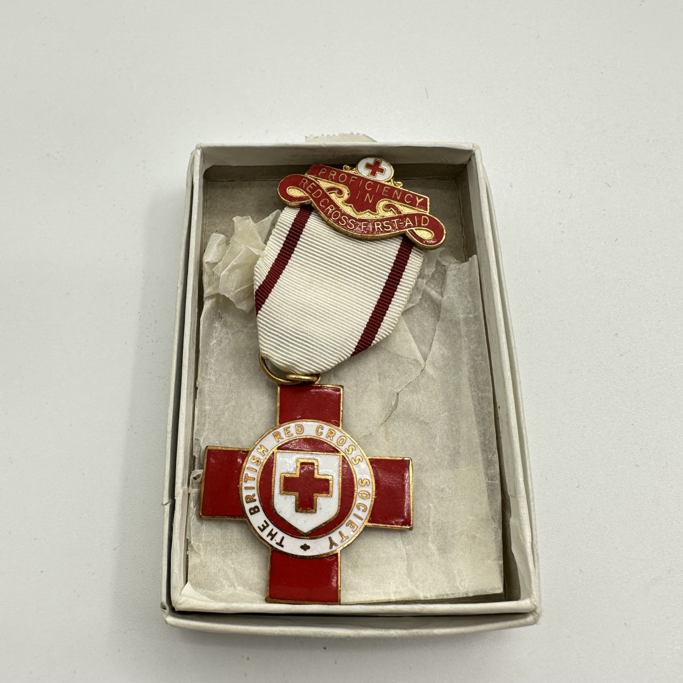 2023年12.17群拍 英国红十字服务纪念章