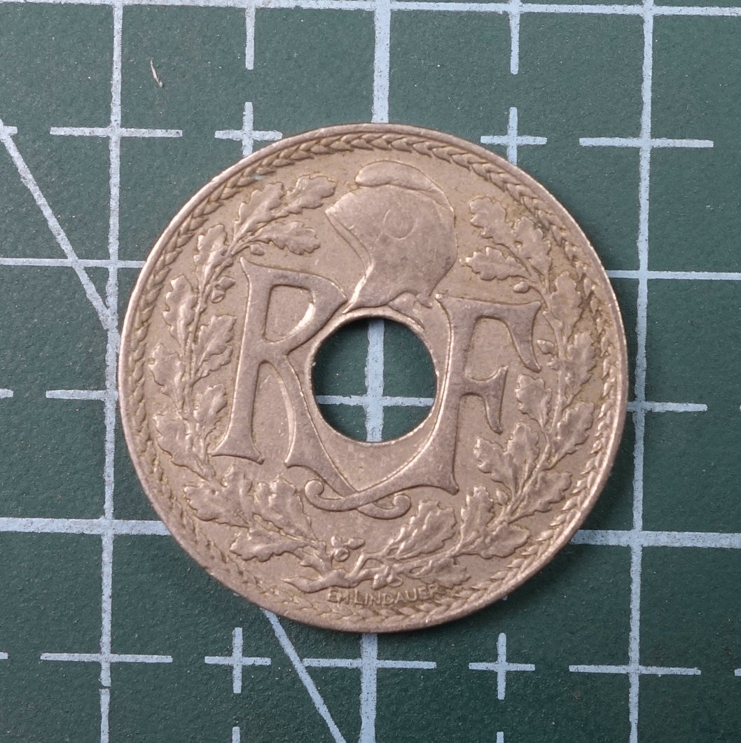 天业钱币散币、银币拍卖第22次专场 全场0元起拍0佣金，欢迎围观参拍 法国1919年5分孔币