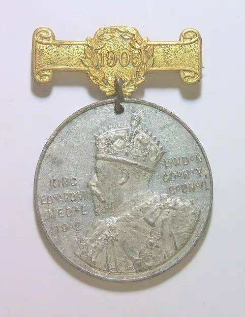 英国1905年 爱德华七世高浮雕精制大合金章 带铭牌 40MM