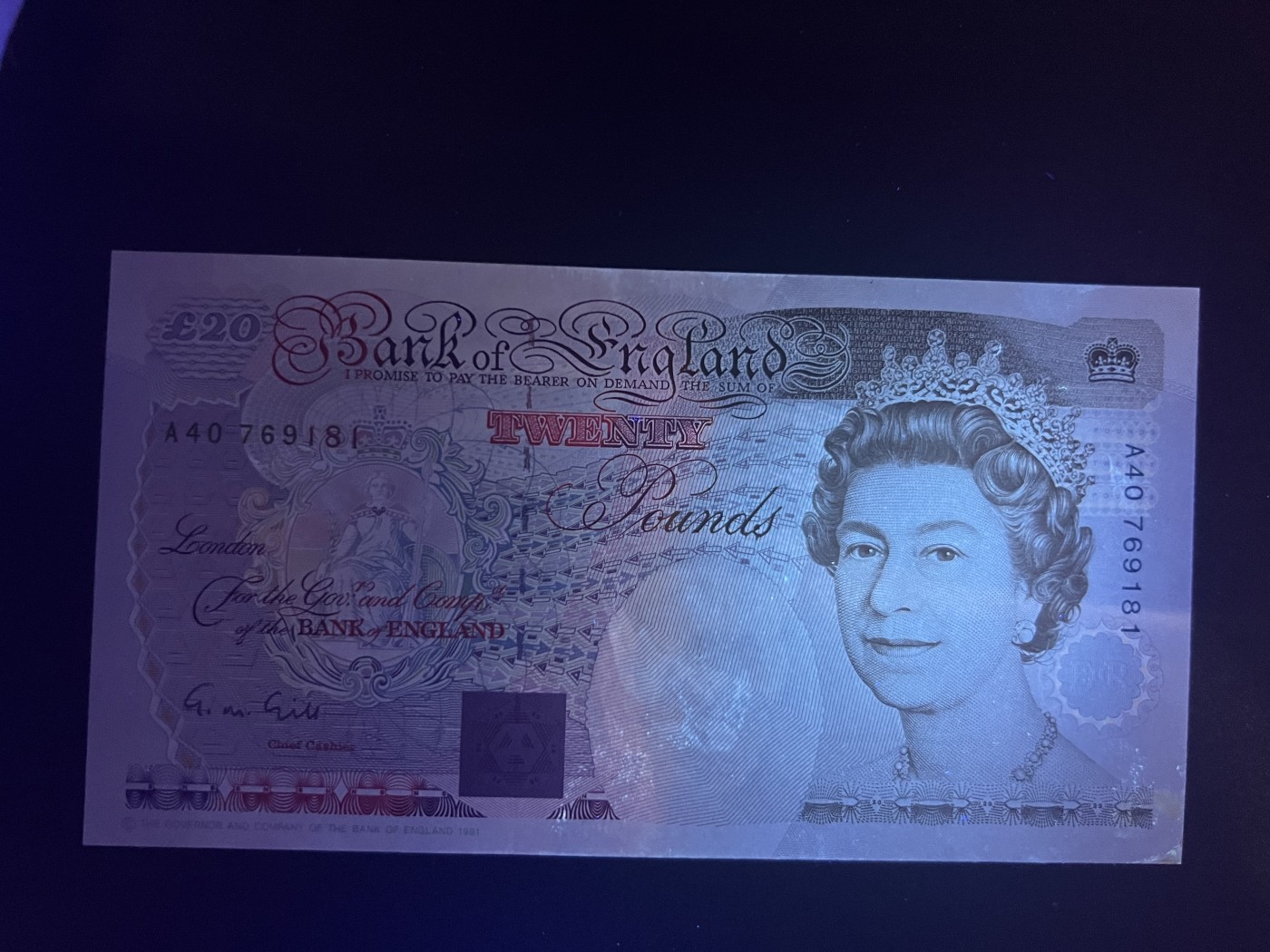 🌗乐淘淘世界纸币拍卖 第34期🌓 【A40 769181】英国1991年纸币 20镑 E序列 A冠 皇冠版 女王钞 品相如图