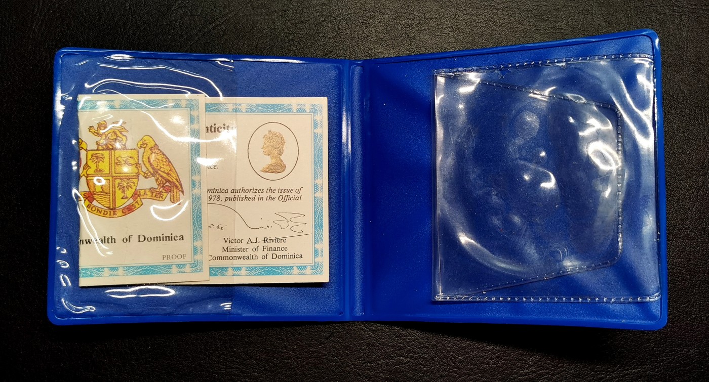 凡希社世界钱币微拍第二百五十七期（感恩专场） 荐！1978多米尼克齐柏林飞艇20元纪念大银精铸NGC-PF69UC附原盒证书！