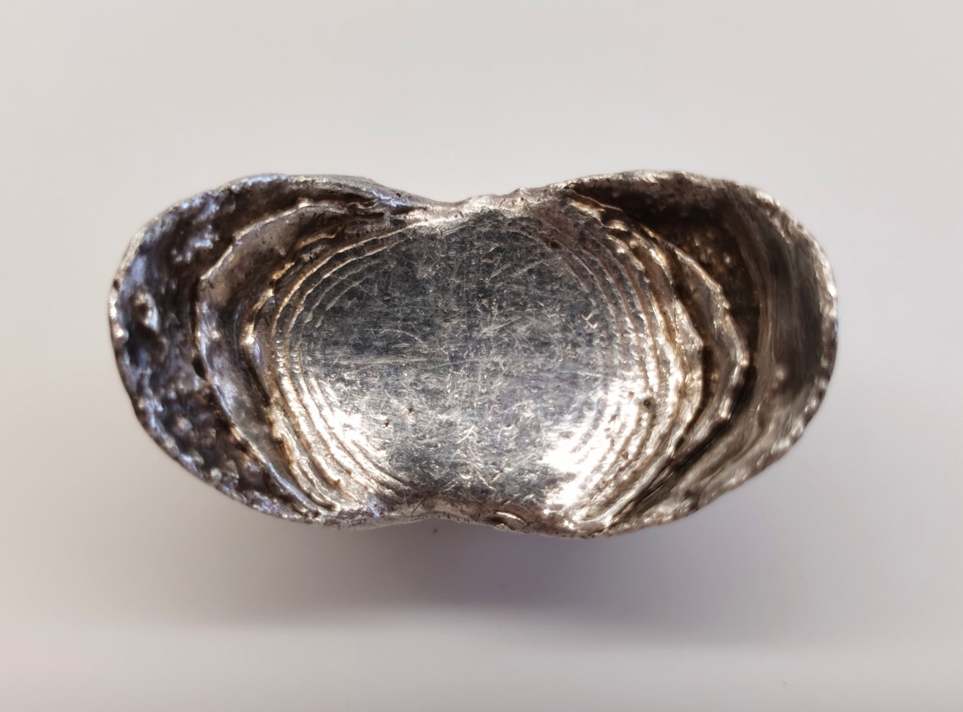 博洋堂世界钱币拍卖第056期（全场包邮） 清代山东一两型船锭，原光状态好，37.5g左右