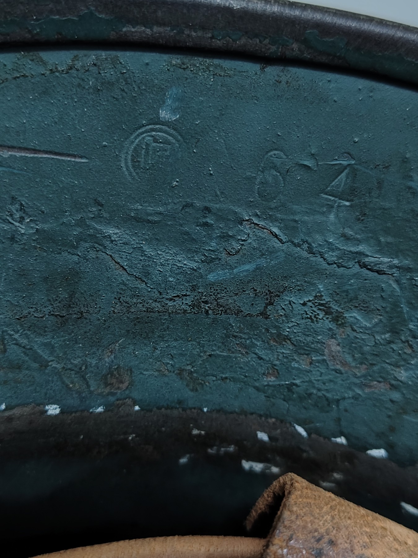 全场0元起拍 第117期 咸鱼国勋章拍卖专场 12月17日（周日）下午6：00开始 稀少ww2外形m53钢盔 西德BGS边防警察57CM