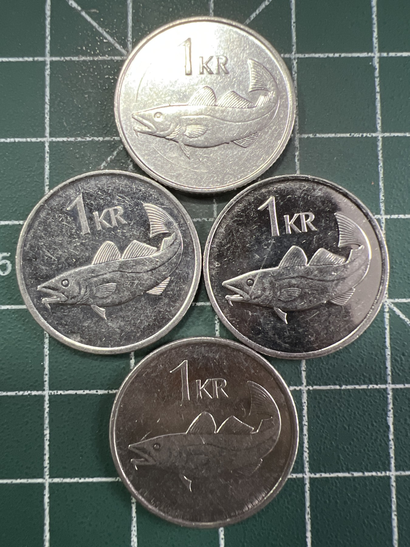 第487期 硬币专场 （无押金，捡漏，全场50包邮，偏远地区除外，接收代拍业务） 冰岛1克朗四枚