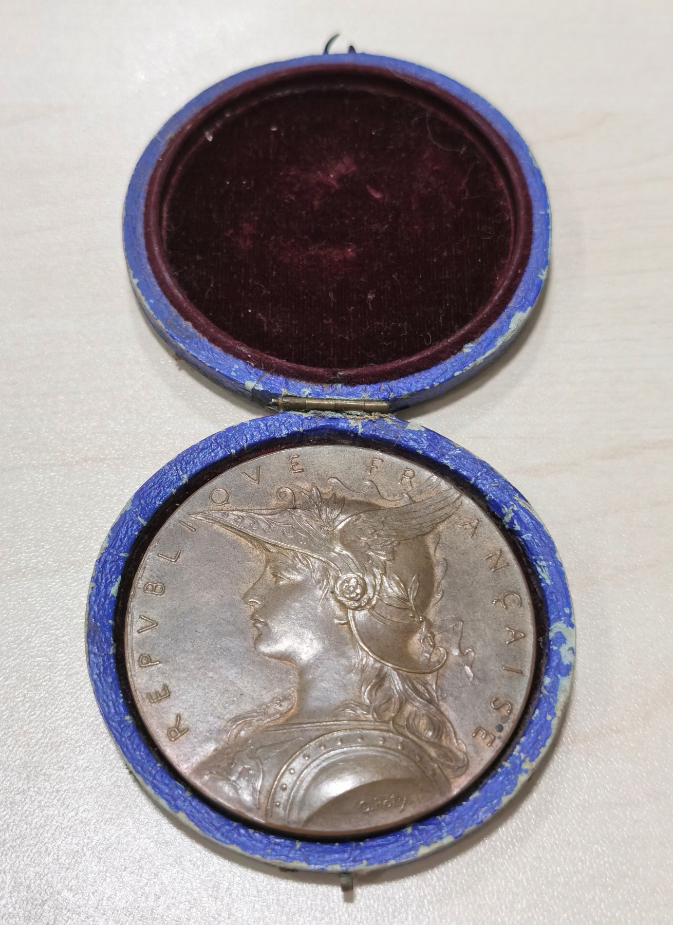 博洋堂世界钱币拍卖第056期（全场包邮） 法国罗蒂作品经典玛丽安娜戎装内政部艺术铜章（原盒）直径：51MM 边铭：丰饶角+铜标，名誉经典铜章，值得收藏