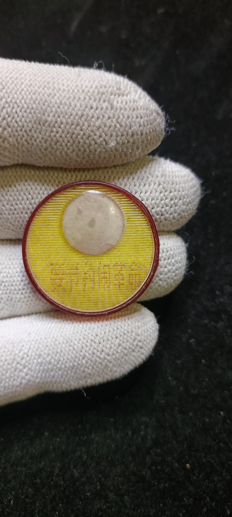 红色收藏🇨🇳毛主席像章红宝书0起专场🔥保真包老放心拍！ 2个变身毛主席像章