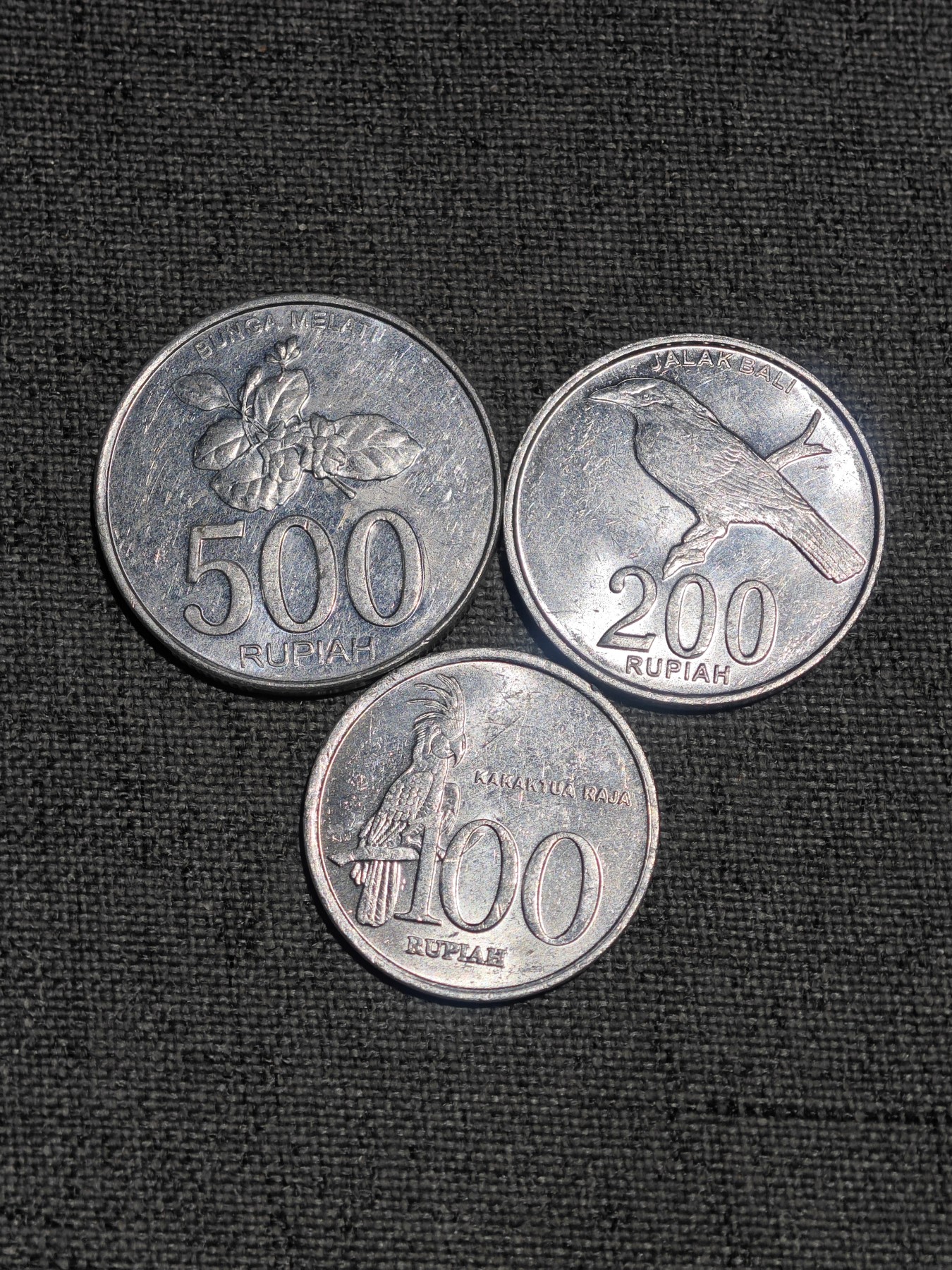 外国硬币收藏第5期 印度尼西亚原光花鸟500、200、100卢比铝币3枚