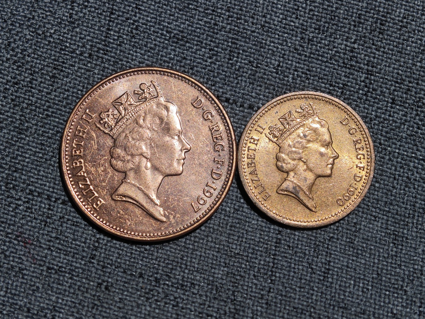 外国硬币收藏第5期 原光英国伊丽莎白女王2便士1便士2枚