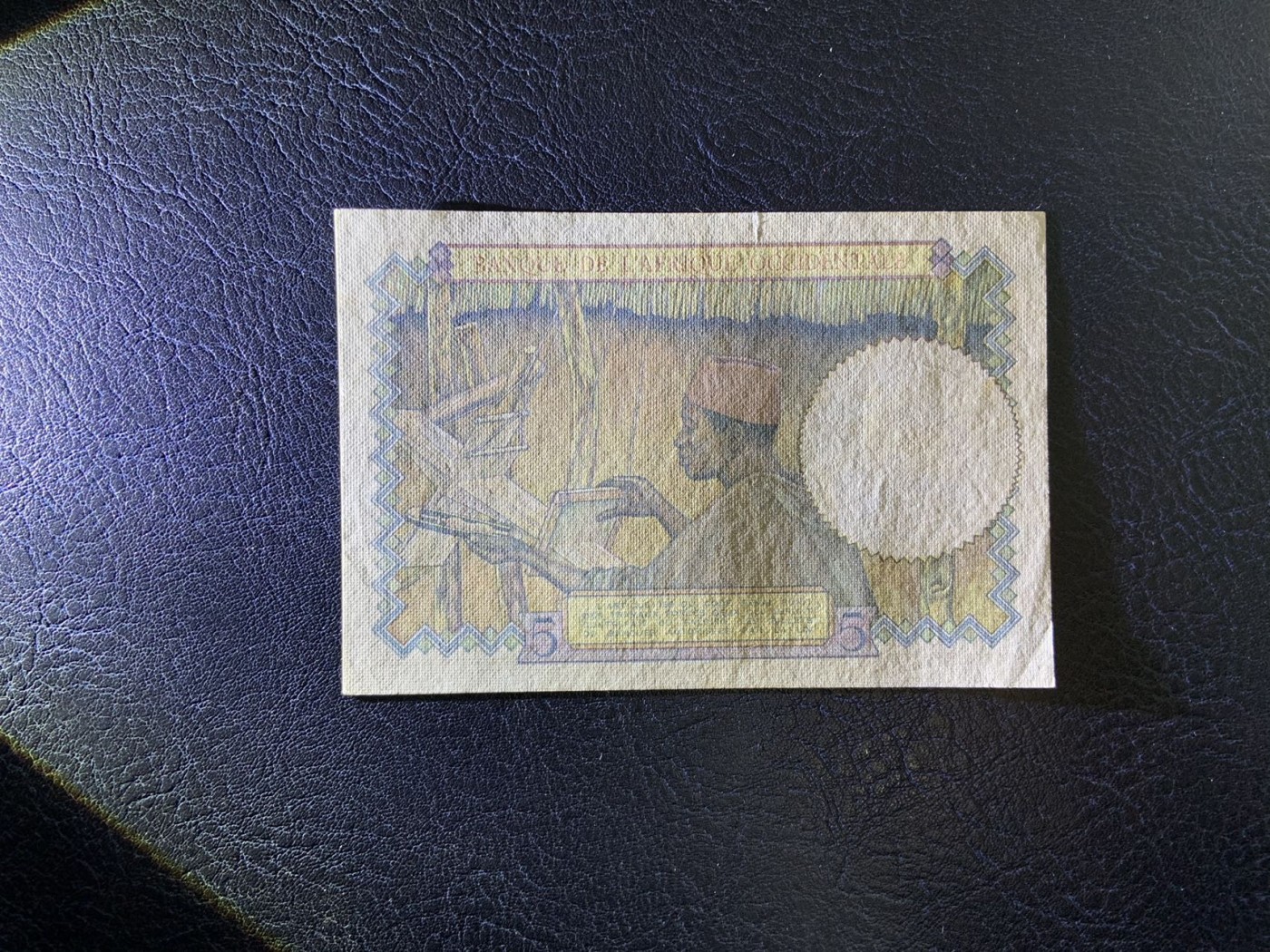 收藏联盟Quantum Auction 第312期拍卖  法属西非1943年5法郎 品相UNC-    稀少红色签名版