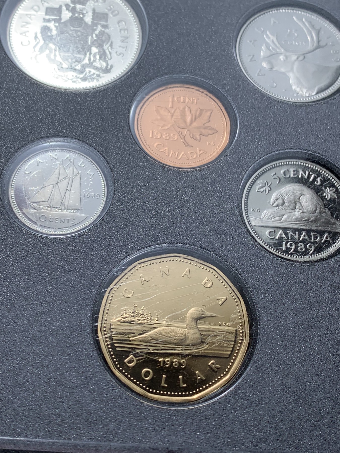 《竞宝斋》第224场-周日，周一，周二 3场 (全场包邮) 加拿大1989年精致套币含大银币一枚