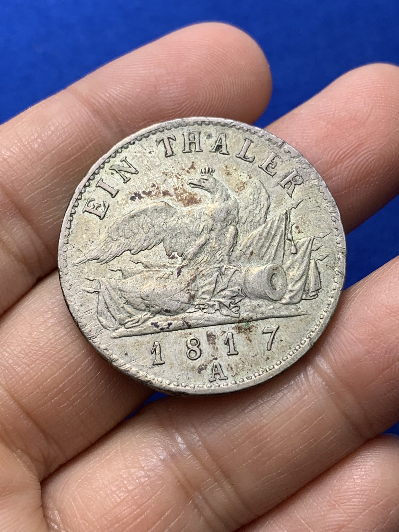 《竞宝斋》第224场-周日，周一，周二 3场 (全场包邮) 1817年普鲁士威廉三世1泰勒大银币。鹰爪、绶带、勋章，细节清晰！