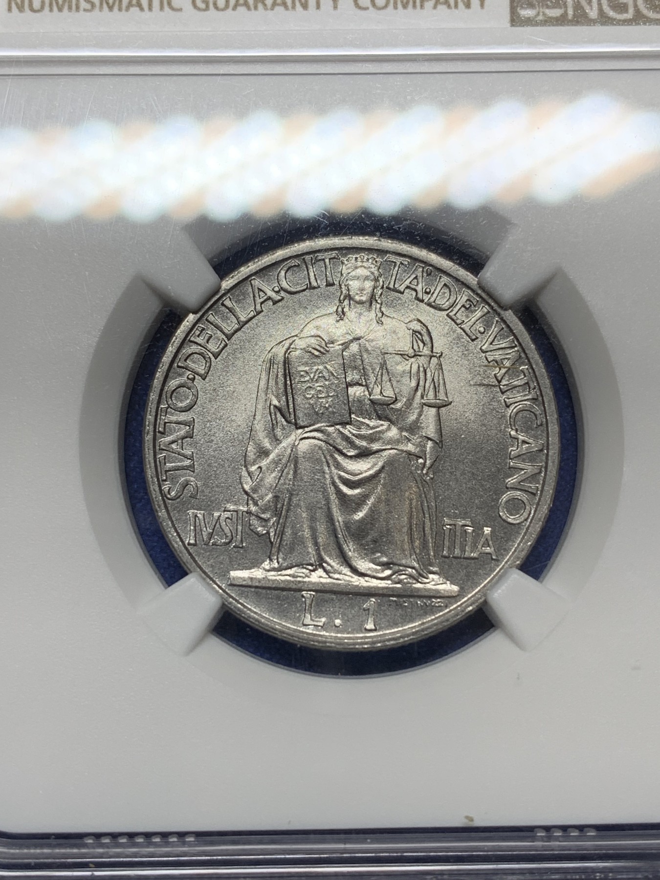 《竞宝斋》第224场-周日，周一，周二 3场 (全场包邮) NGC MS65 梵蒂冈1942年1里拉，高分好品