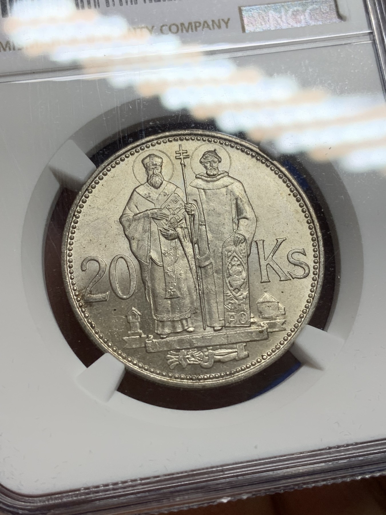 《竞宝斋》第224场-周日，周一，周二 3场 (全场包邮) NGC-MS63 1941年斯洛伐克双主教20克朗银币，带银光车轮转光，品相不错