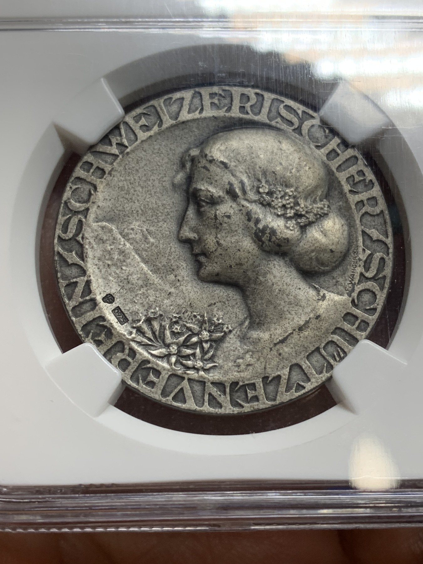 《竞宝斋》第224场-周日，周一，周二 3场 (全场包邮) NGC-MS62 瑞士 1920-30年 射击节女神银章 NGC老盒