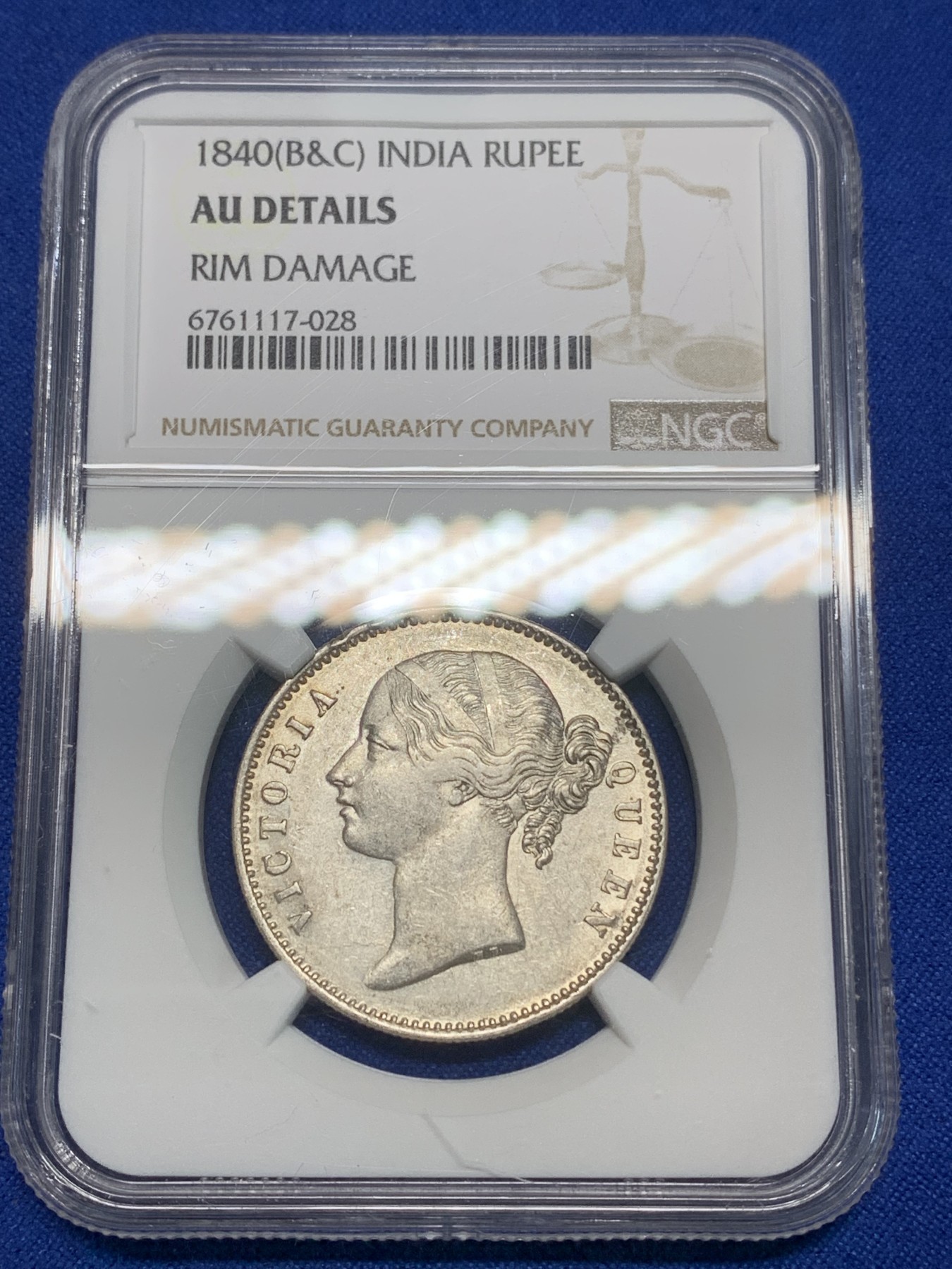 《竞宝斋》第224场-周日，周一，周二 3场 (全场包邮) NGC AUD 英属印度1840年维多利亚女王双辫1卢比银币