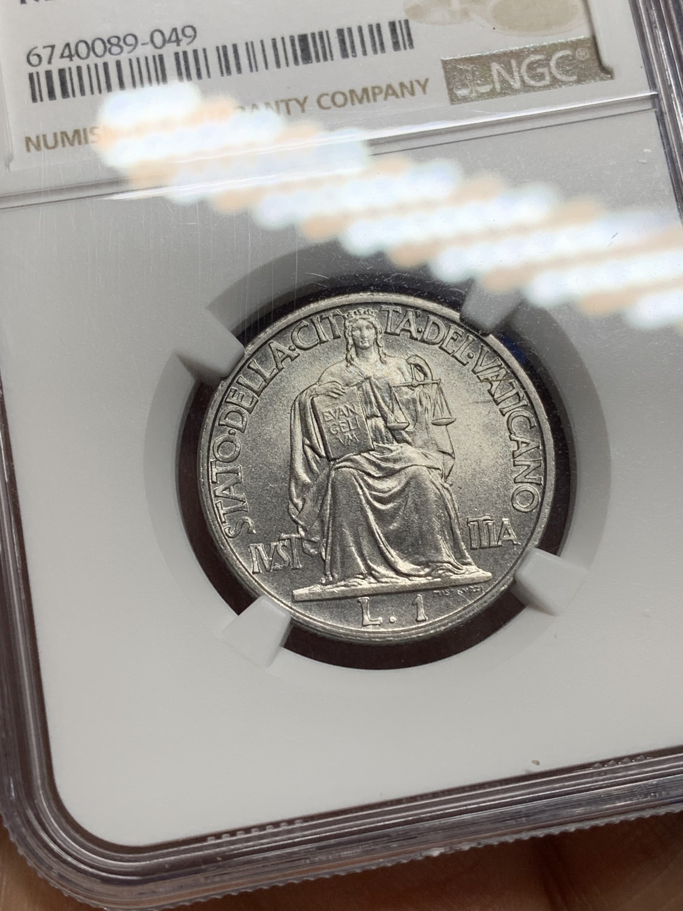 《竞宝斋》第224场-周日，周一，周二 3场 (全场包邮) NGC MS65 梵蒂冈1942年1里拉，高分好品