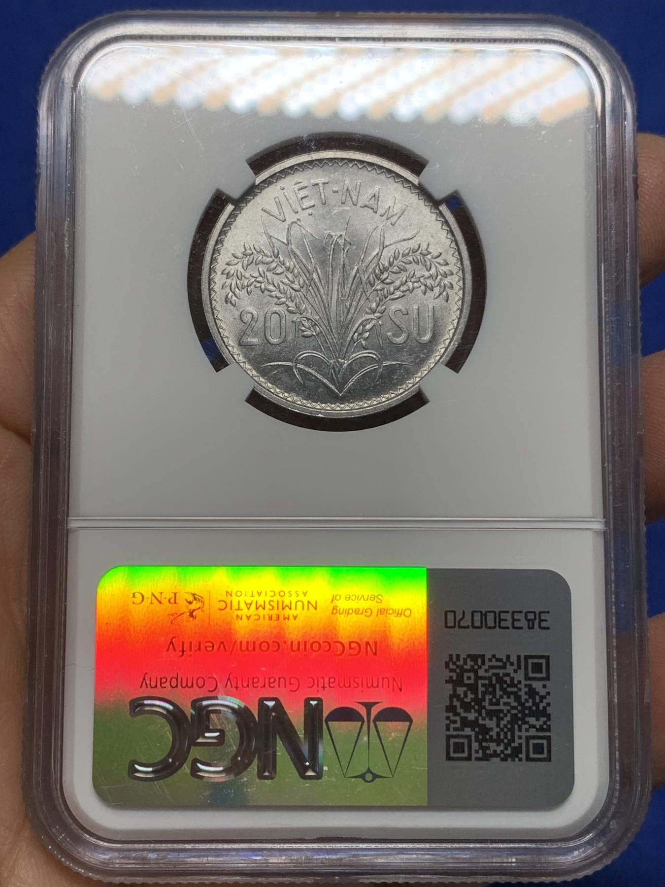 《竞宝斋》第224场-周日，周一，周二 3场 (全场包邮) NGC MS63 越南1953三美女20苏铝币