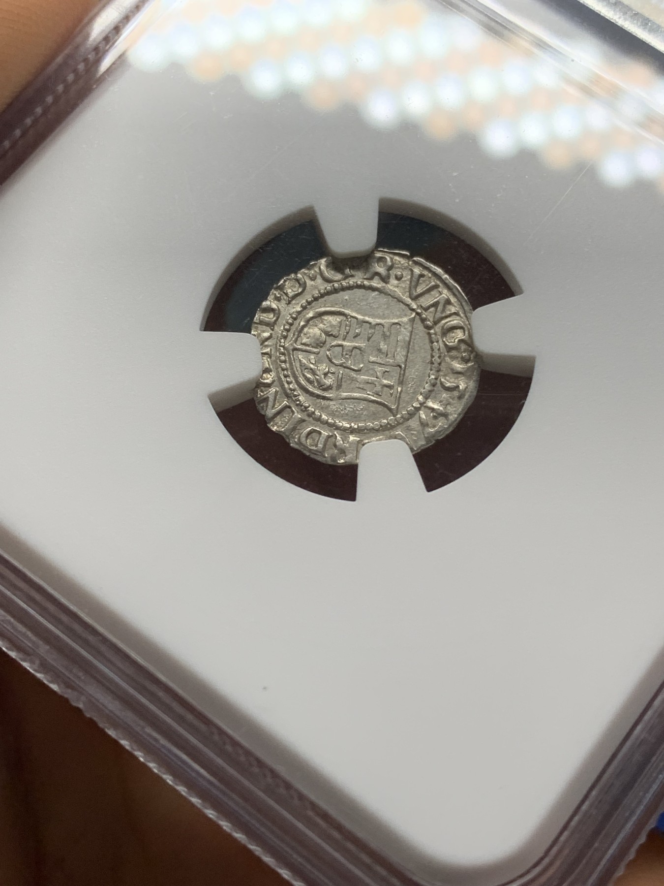 《竞宝斋》第224场-周日，周一，周二 3场 (全场包邮) NGC MS64 冠军分 匈牙利1547年KB版圣母抱子1第纳尔银币