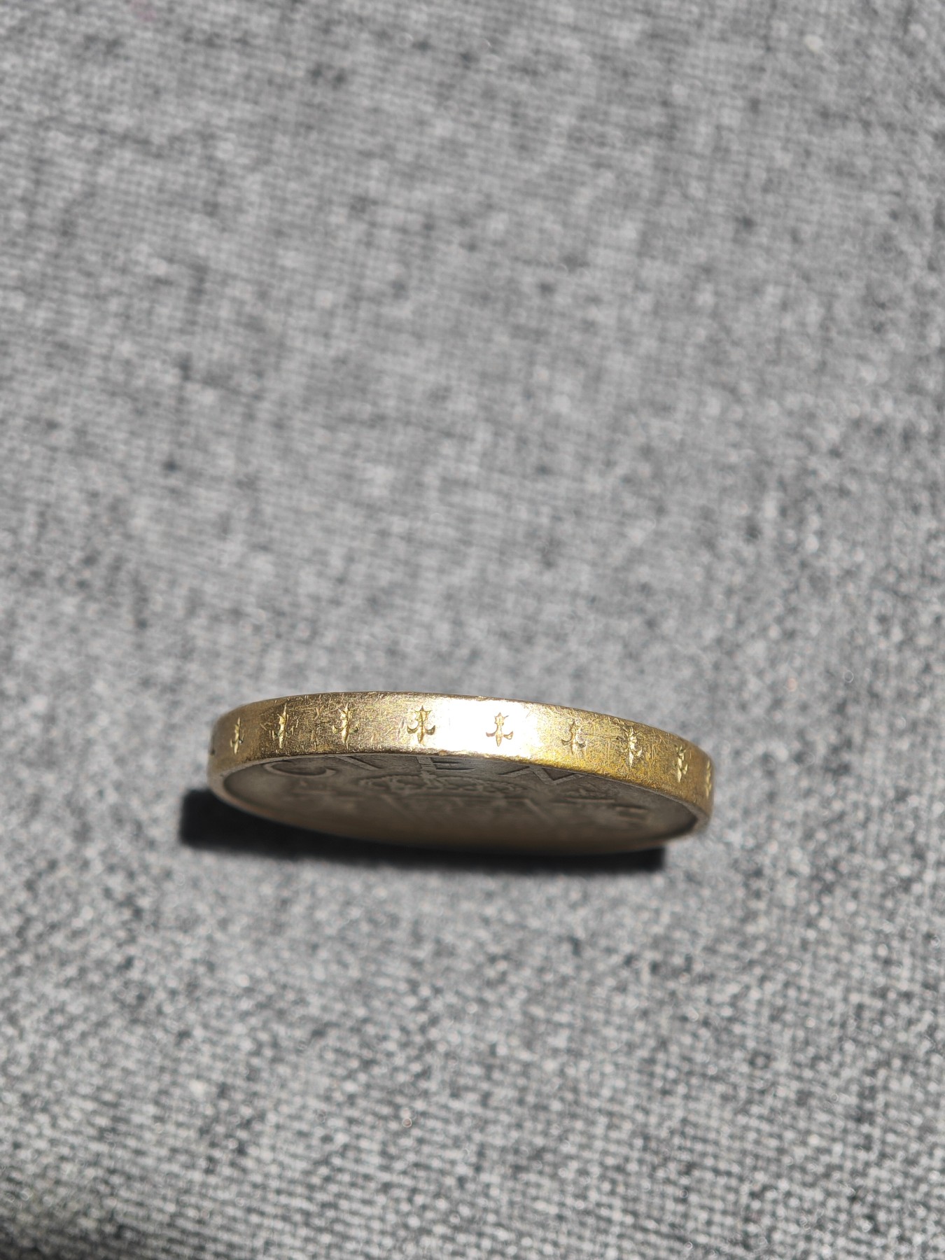 外国硬币收藏第5期 西班牙1984年100比塞塔厚重铜币