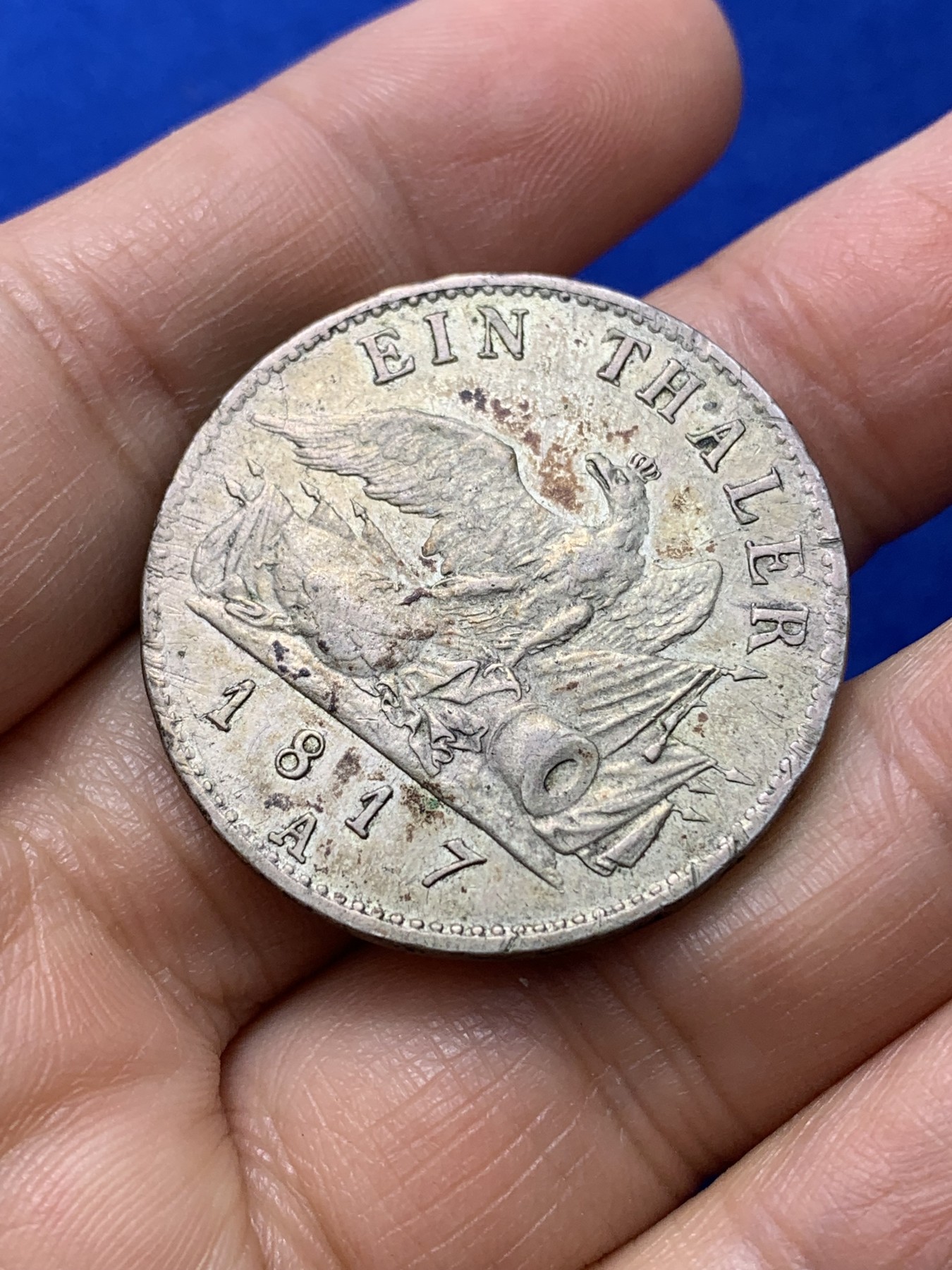 《竞宝斋》第224场-周日，周一，周二 3场 (全场包邮) 1817年普鲁士威廉三世1泰勒大银币。鹰爪、绶带、勋章，细节清晰！