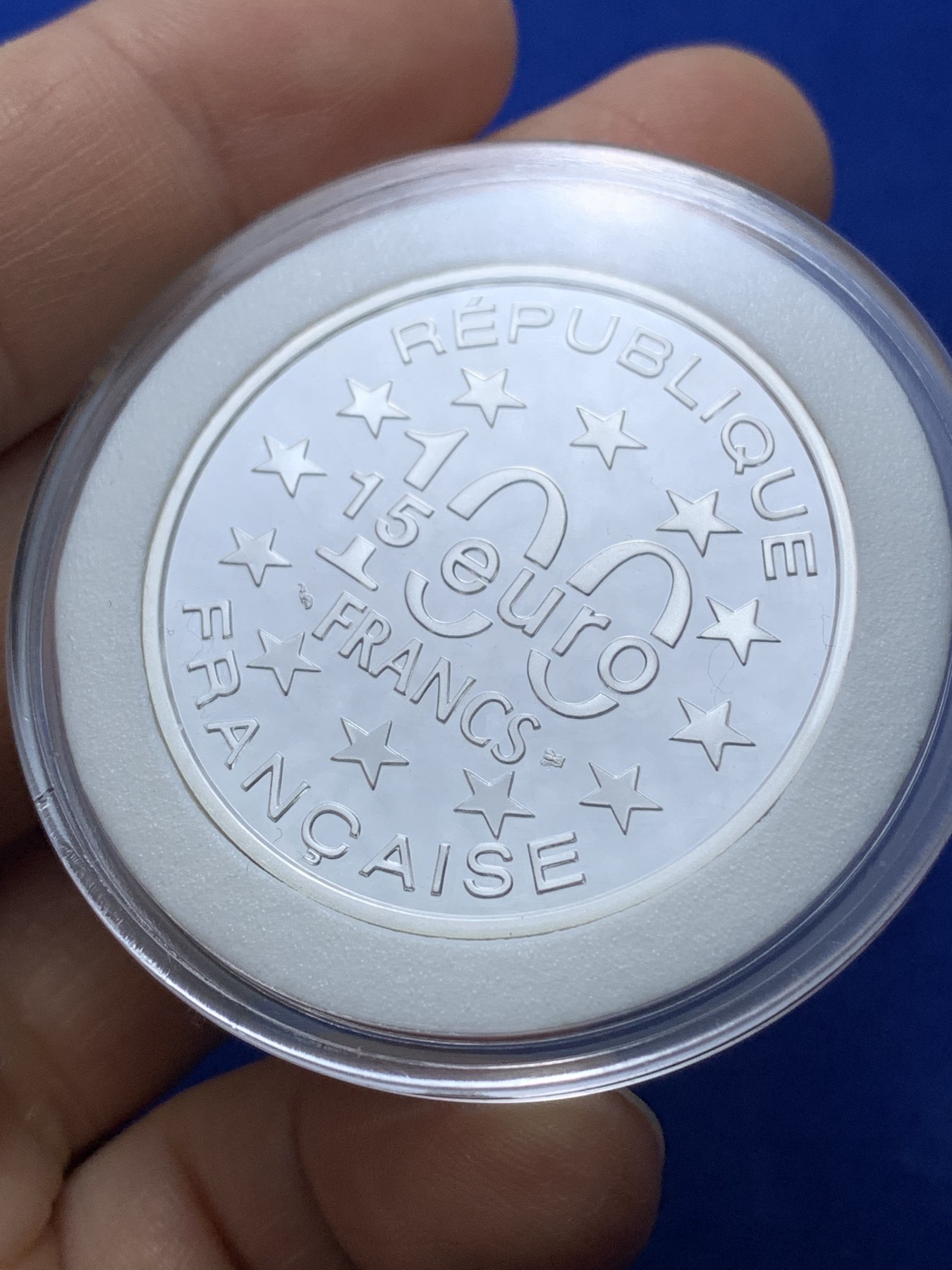 《竞宝斋》第224场-周日，周一，周二 3场 (全场包邮) 法国1996欧洲知名景点维也纳圣斯蒂芬大教堂100法郎精制银币 重22.2g 900银 37mm  发行20000枚