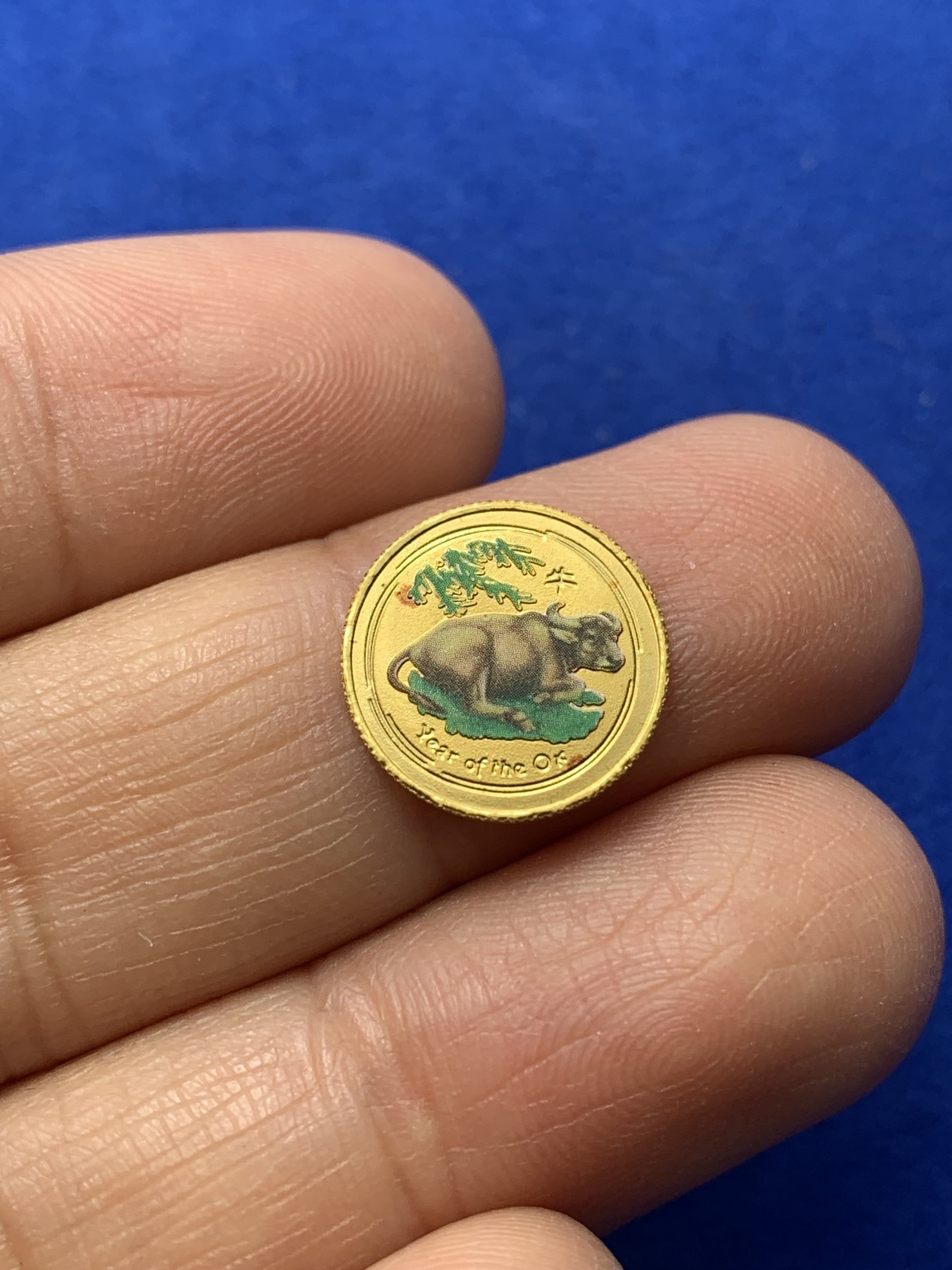 《竞宝斋》第224场-周日，周一，周二 3场 (全场包邮) 澳大利亚2009年生肖牛彩色金币 1.55克 9999金