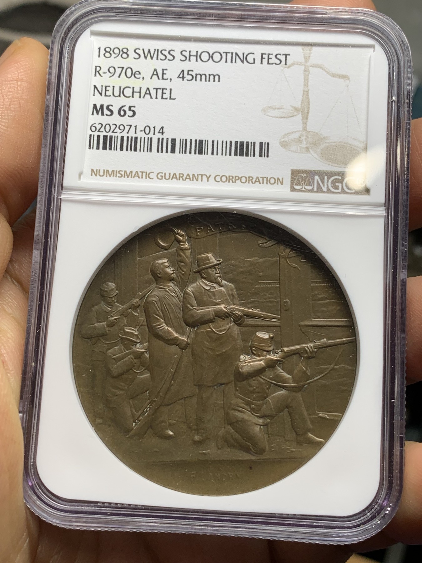 《竞宝斋》第224场-周日，周一，周二 3场 (全场包邮) NGC MS65 瑞士1898纳沙泰尔射击节铜章 加厚盒