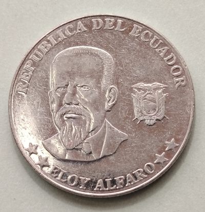 布加迪🐬～世界钱币🌾第 97 期 /  南美各国散币 - 厄瓜多尔🇪🇨 2000年 50分 人物版 30.5mm