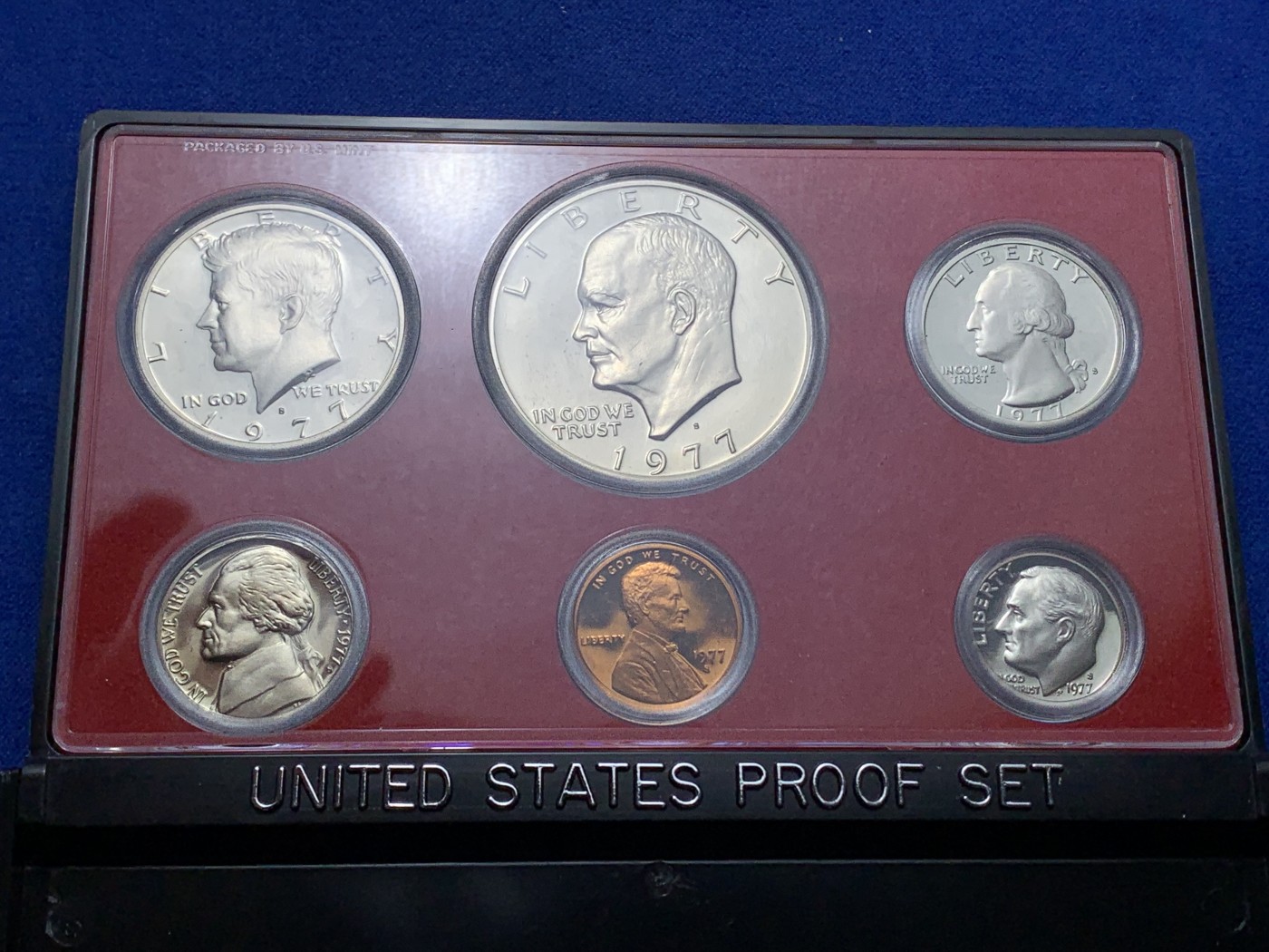 《竞宝斋》第224场-周日，周一，周二 3场 (全场包邮) 美国1977年精致套币 含精致大艾一元