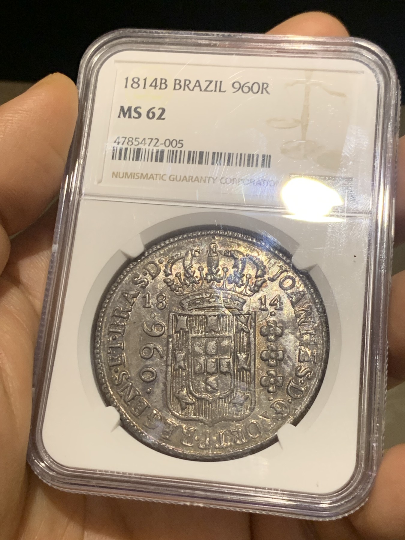 《竞宝斋》第224场-周日，周一，周二 3场 (全场包邮) NGC MS62 巴西1814年地球960瑞斯大银币 原味深彩包浆 整体深打 很不错