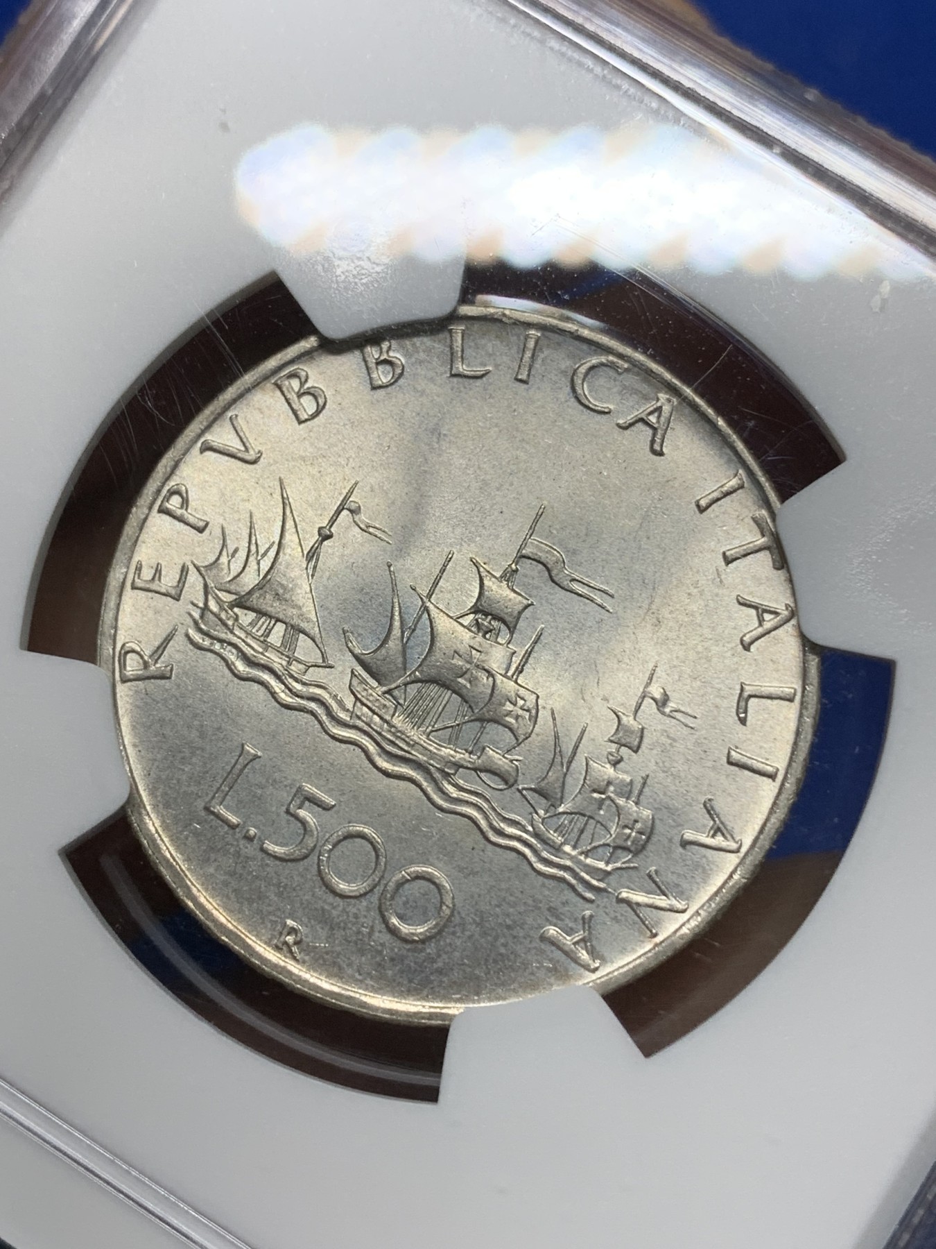 《竞宝斋》第224场-周日，周一，周二 3场 (全场包邮) NGC-MS65 意大利1960年人妻500里拉银币 亚军分 1958年开始发行，早期高分少，著名雕刻师Pietro Giampaoli以自己妻子为原型设计