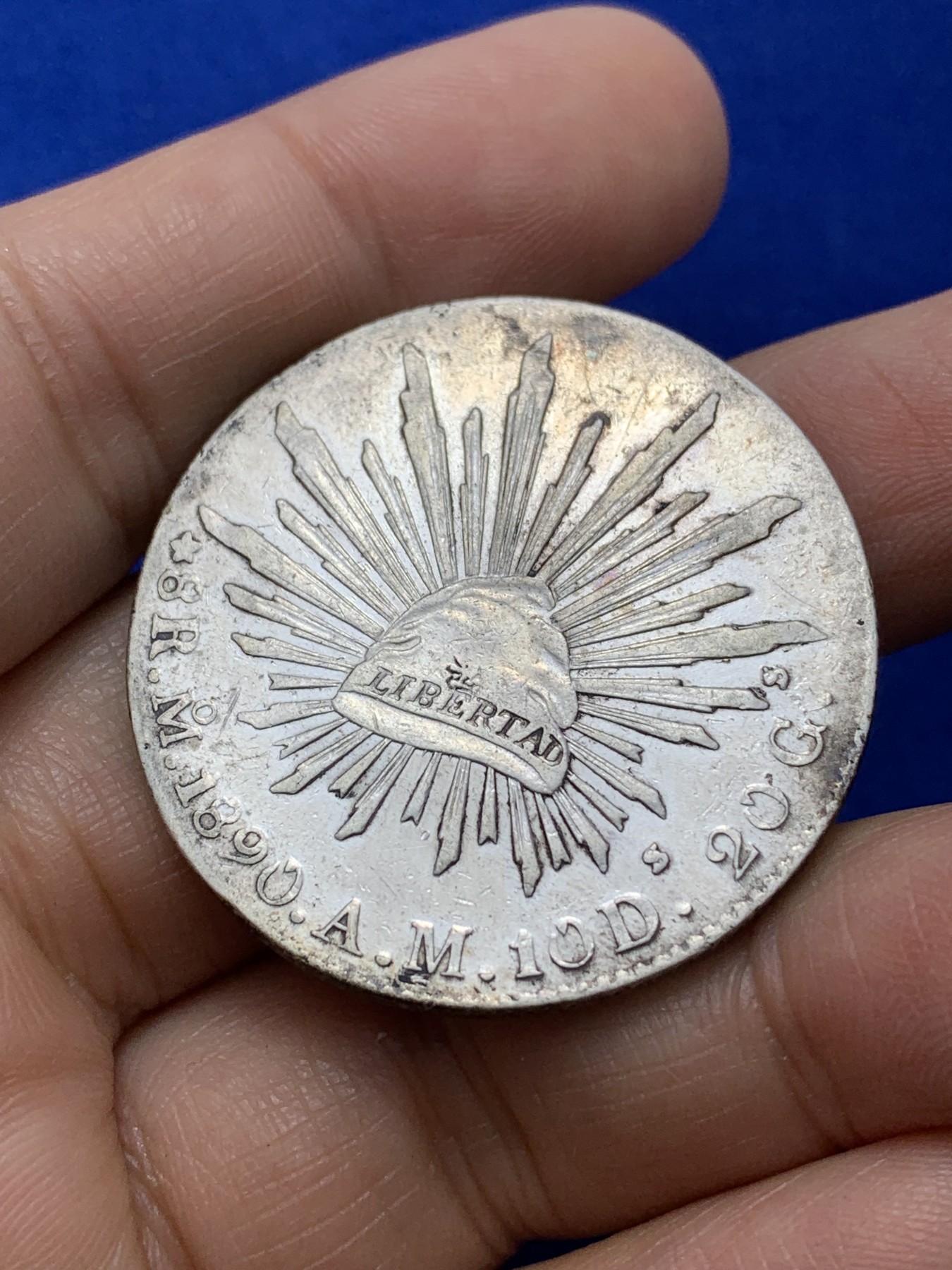 《竞宝斋》第224场-周日，周一，周二 3场 (全场包邮) 1890年墨西哥鹰洋 羽毛较好，底板带光