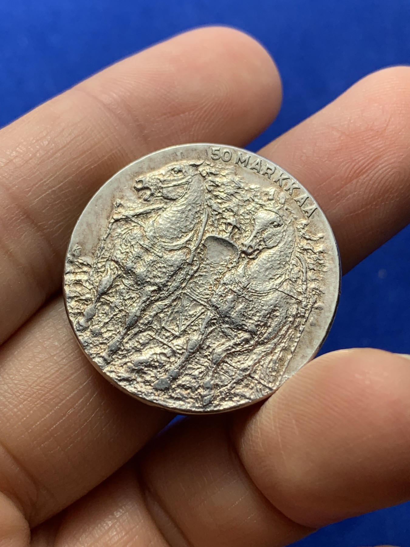 《竞宝斋》第224场-周日，周一，周二 3场 (全场包邮) 芬兰1981年 50马克银币加厚版 就任总统25周年暨凯科宁总统 80岁生日纪念币 非常厚实 20克