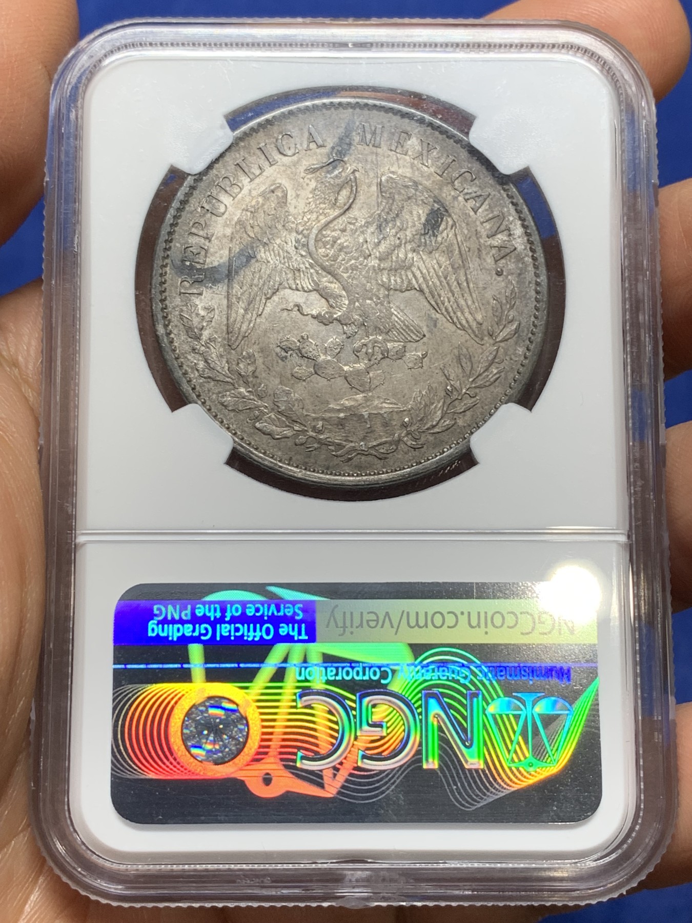 《竞宝斋》第224场-周日，周一，周二 3场 (全场包邮) NGC MS63 墨西哥1898年ZSFZ版直边鹰洋一比索银币 原铸版高分市面上见的不多 墨西哥本土ngc评级