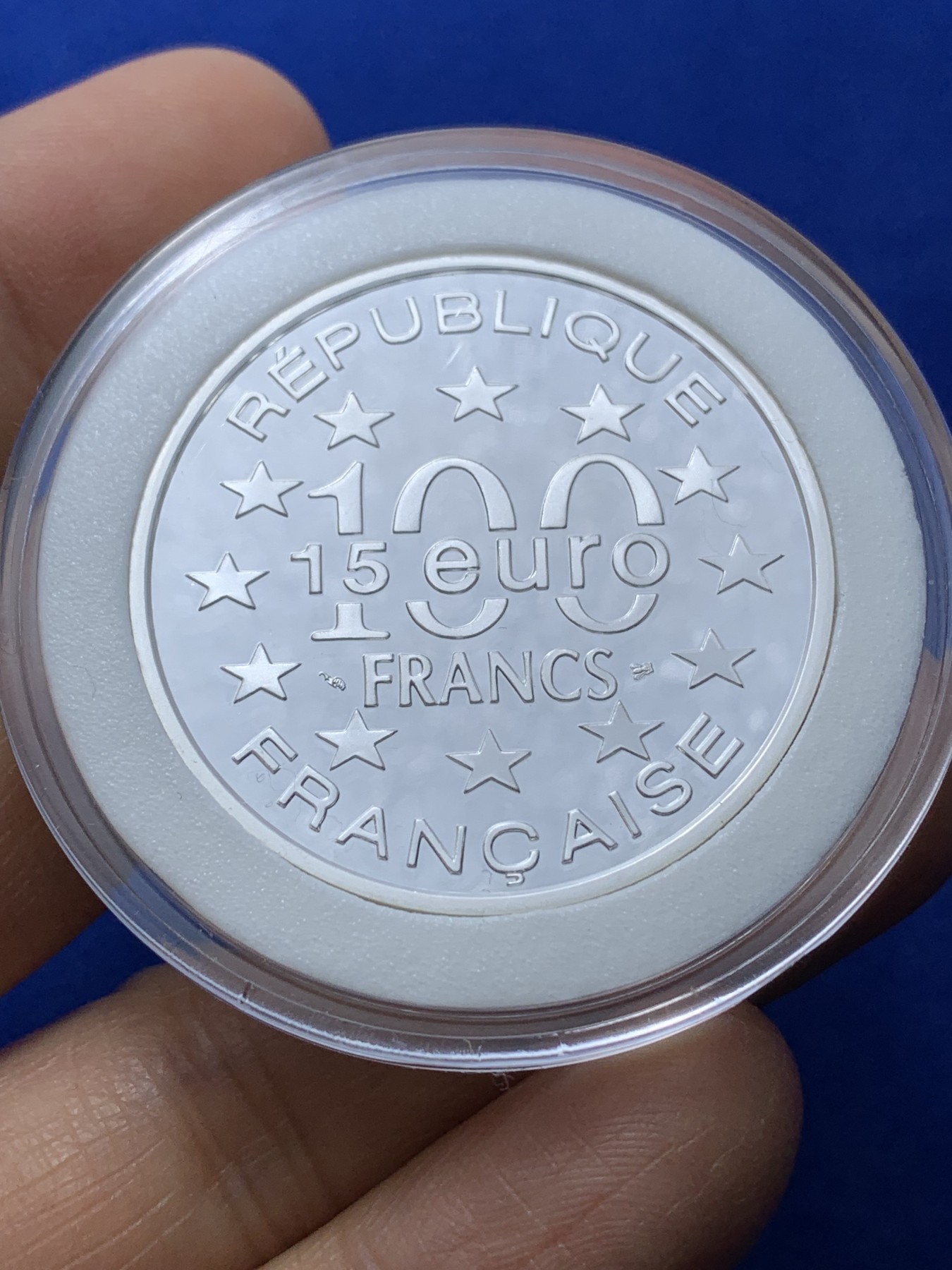 《竞宝斋》第224场-周日，周一，周二 3场 (全场包邮) 法国1996欧洲知名景点维也纳圣斯蒂芬大教堂100法郎精制银币 重22.2g 900银 37mm  发行20000枚