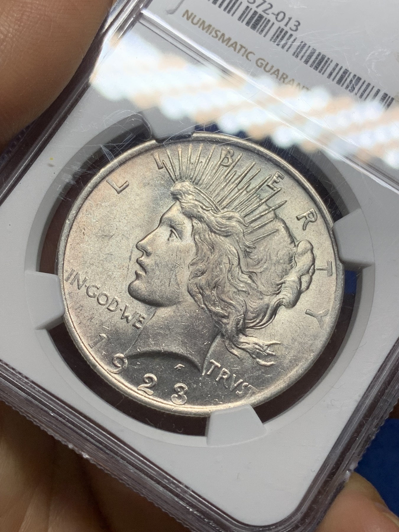 《竞宝斋》第224场-周日，周一，周二 3场 (全场包邮) NGC-MS61 1923年美国和平1美元银币 淡彩包浆