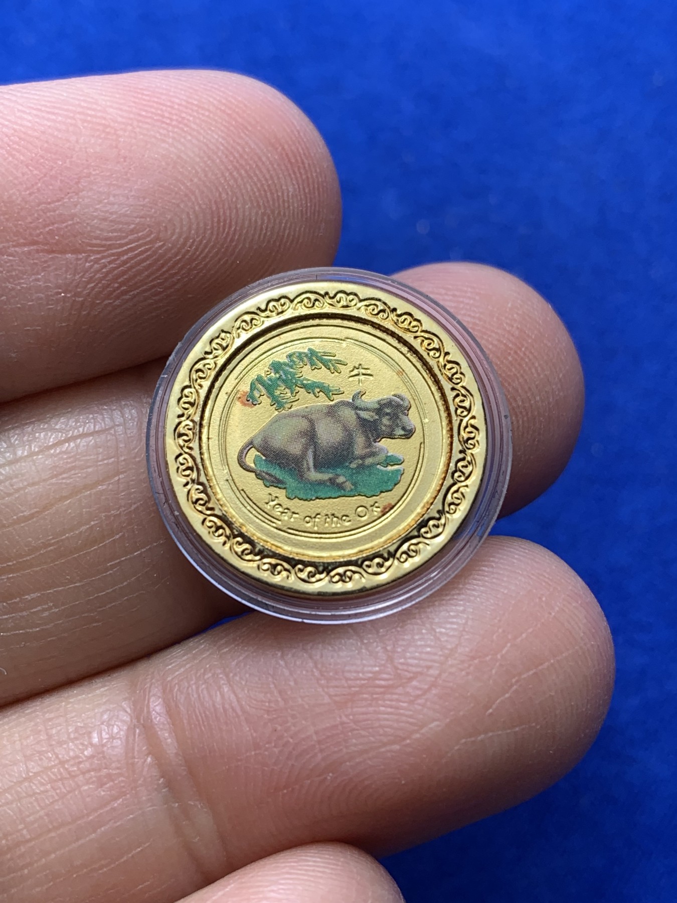 《竞宝斋》第224场-周日，周一，周二 3场 (全场包邮) 澳大利亚2009年生肖牛彩色金币 1.55克 9999金