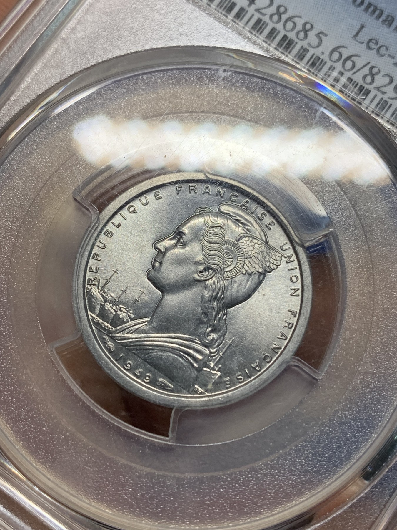 《竞宝斋》第224场-周日，周一，周二 3场 (全场包邮) PCGS-MS66 法属索马里1949年1法郎，亚军分，筋币，发行量仅20万枚