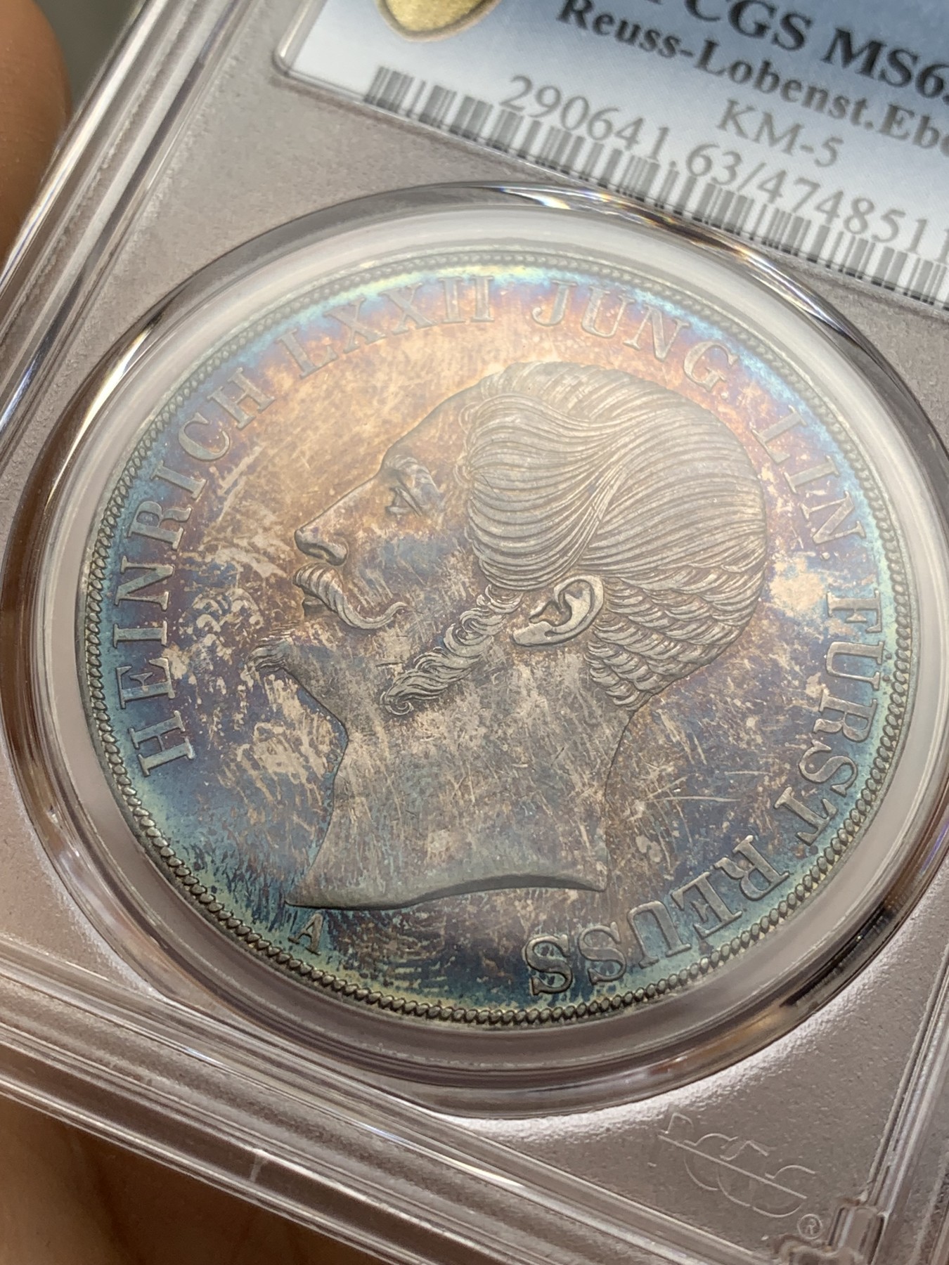 《竞宝斋》第224场-周日，周一，周二 3场 (全场包邮) 唯一亚军分 PCGS MS63 德国 1847 罗斯 海因里希六世 流通版2泰勒 37.1克大银币   绚丽五彩包浆 小邦稀少品种 不可错过 发行量克劳斯标注仅2750枚，德国目录标注5500枚