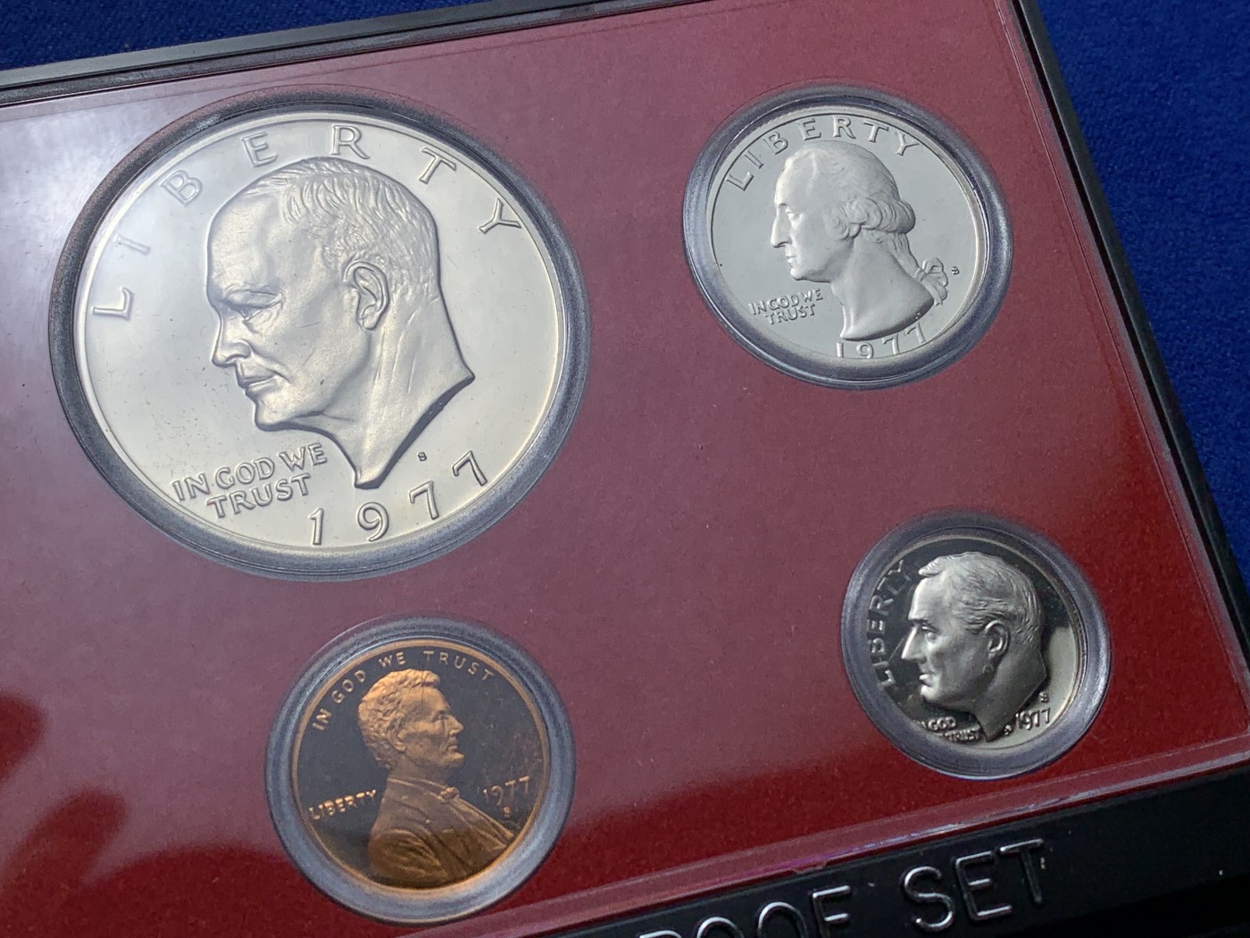 《竞宝斋》第224场-周日，周一，周二 3场 (全场包邮) 美国1977年精致套币 含精致大艾一元