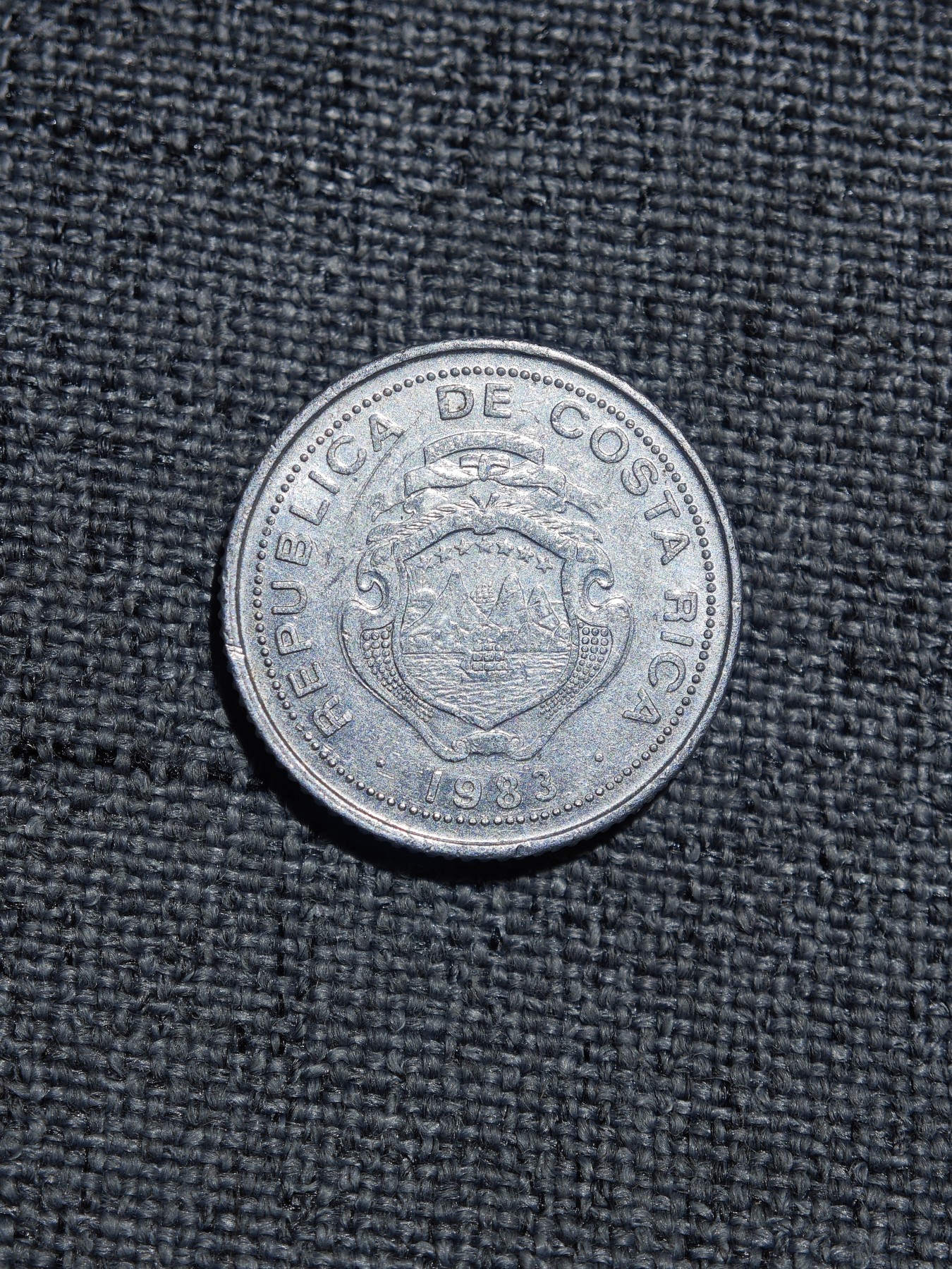 外国硬币收藏第5期 哥斯达黎加1983年国徽25分铝币