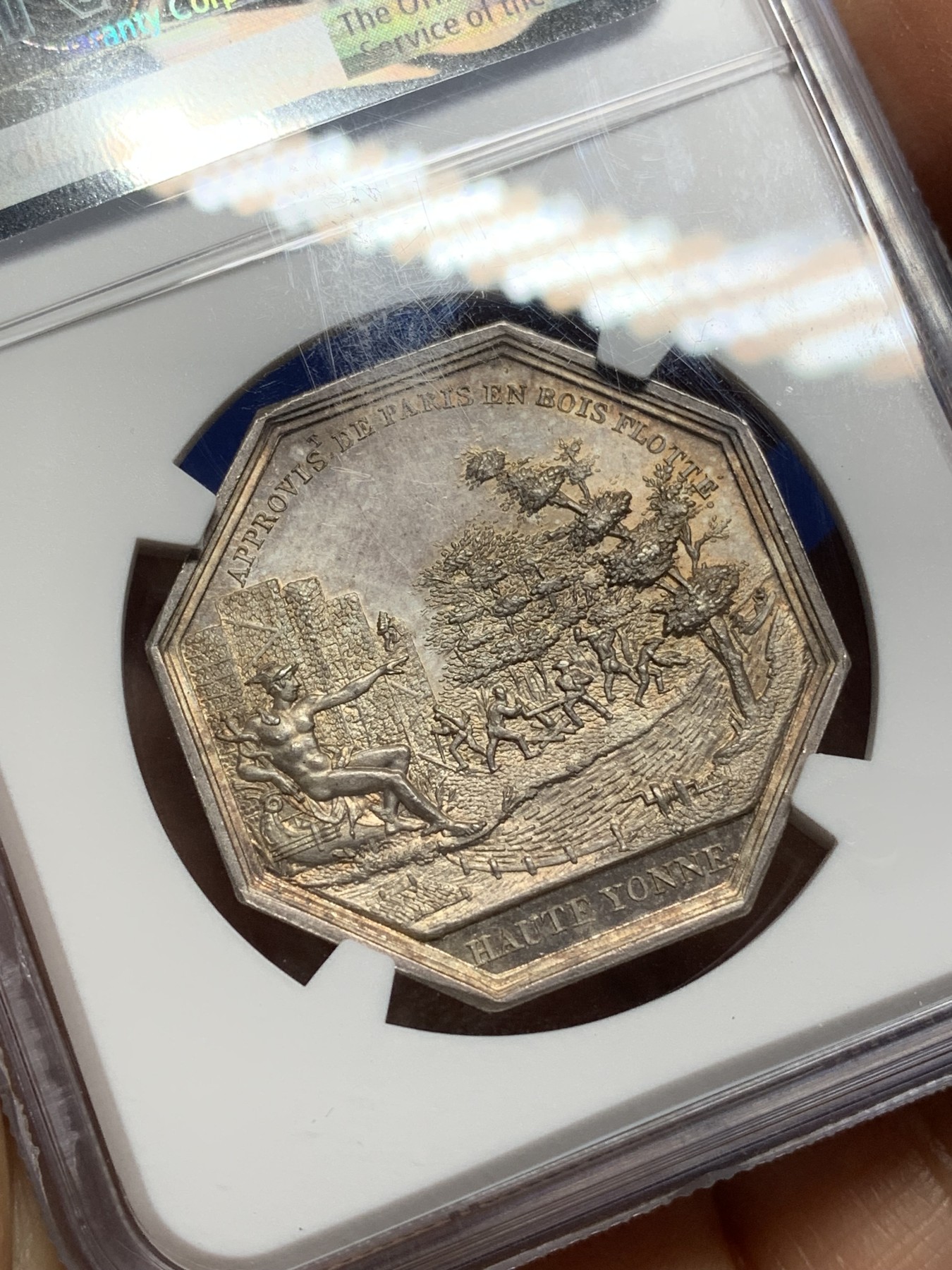 《竞宝斋》第224场-周日，周一，周二 3场 (全场包邮) NGC MS62 法国路易十八巴黎木材运输公司八角银章