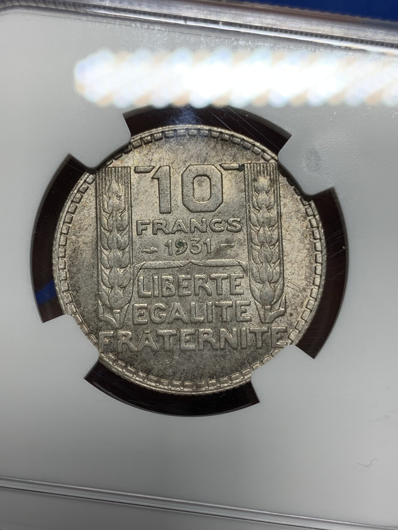 《竞宝斋》第224场-周日，周一，周二 3场 (全场包邮) NGC MS64 法国1931年谷物女神10法郎银币