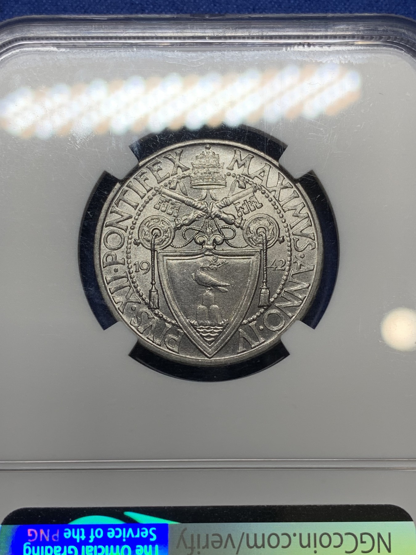 《竞宝斋》第224场-周日，周一，周二 3场 (全场包邮) NGC MS65 梵蒂冈1942年1里拉，高分好品