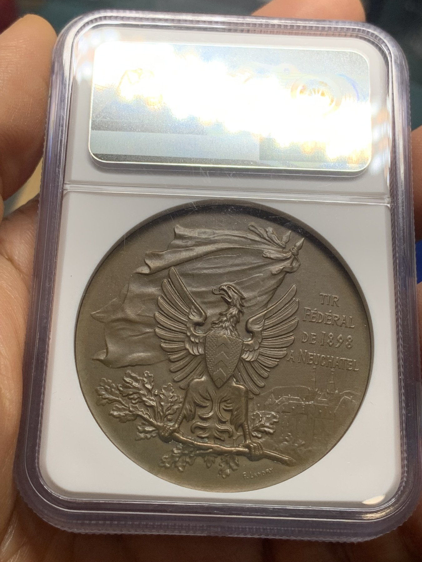 《竞宝斋》第224场-周日，周一，周二 3场 (全场包邮) NGC MS65 瑞士1898纳沙泰尔射击节铜章 加厚盒