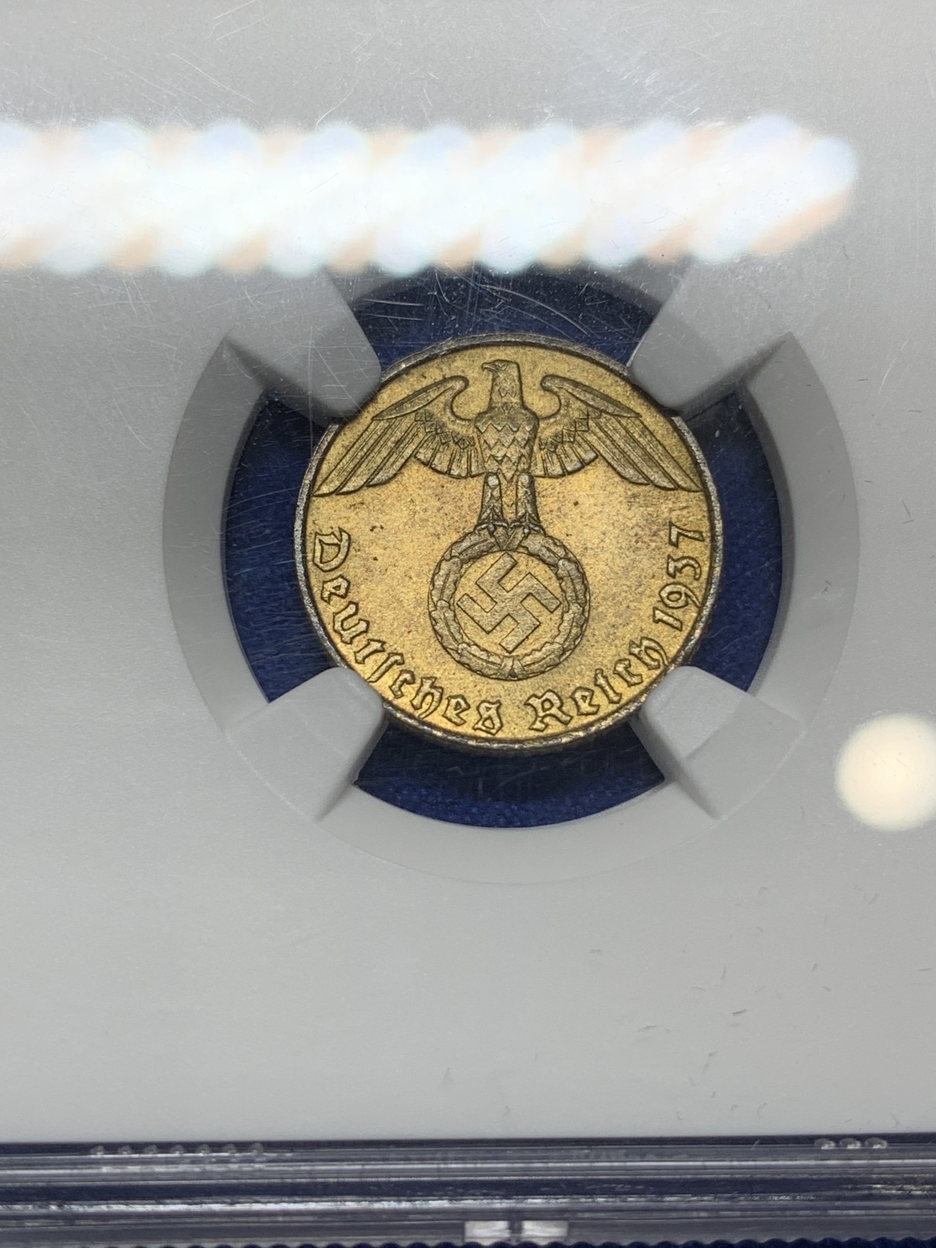 《竞宝斋》第224场-周日，周一，周二 3场 (全场包邮) NGC-MS64 1937年J版德三5芬尼辅币，是常见的A版铸造量的1/4倍，分数不错