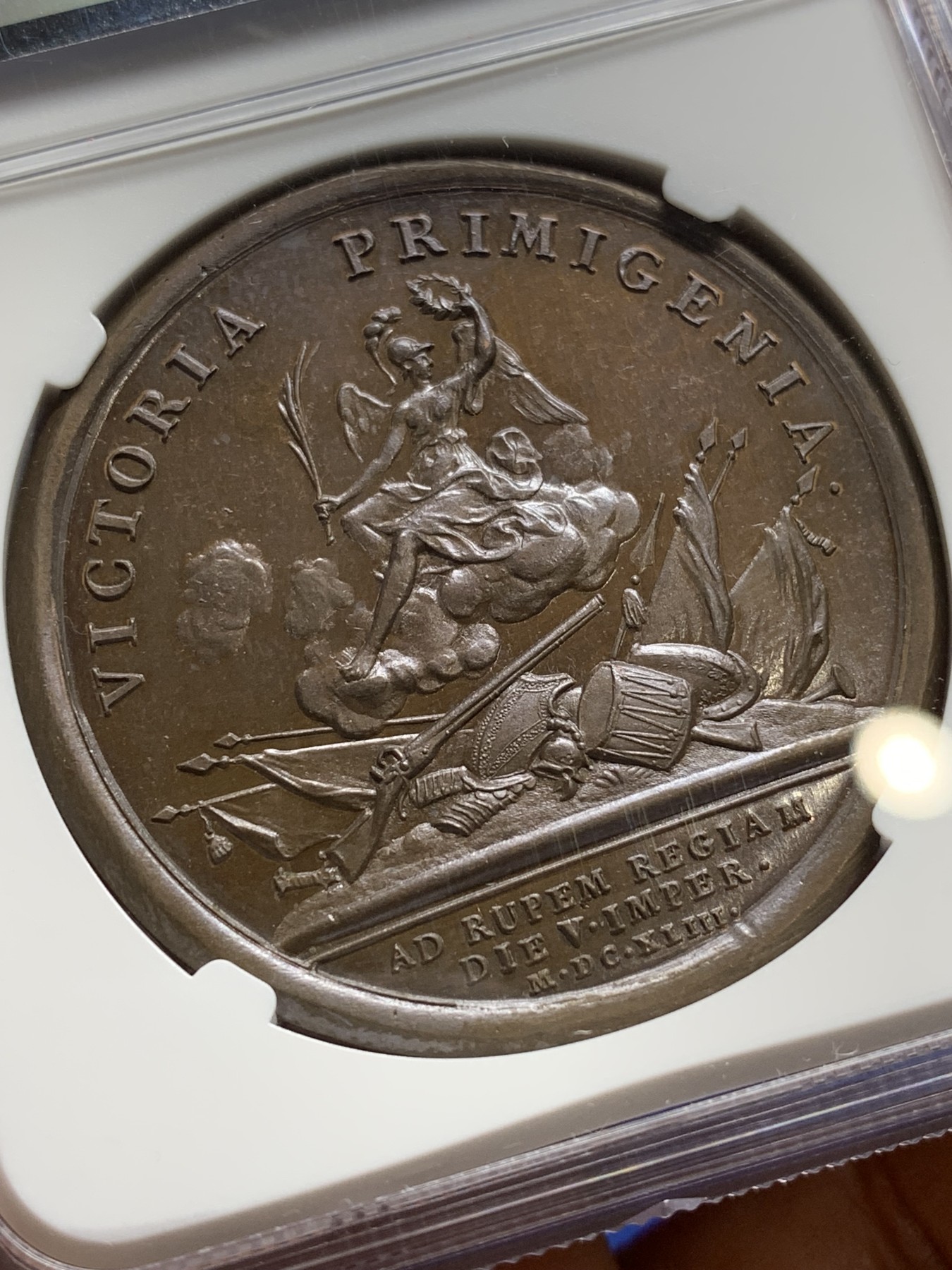 《竞宝斋》第224场-周日，周一，周二 3场 (全场包邮) 唯一冠军分 NGC MS65 法国1643年太阳王路易十四小孩版罗克罗伊之战纪念铜章